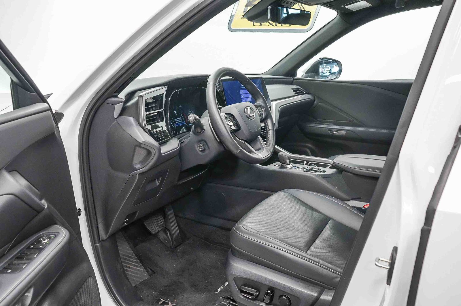 Thumbnail: 2025 Lexus TX - 17