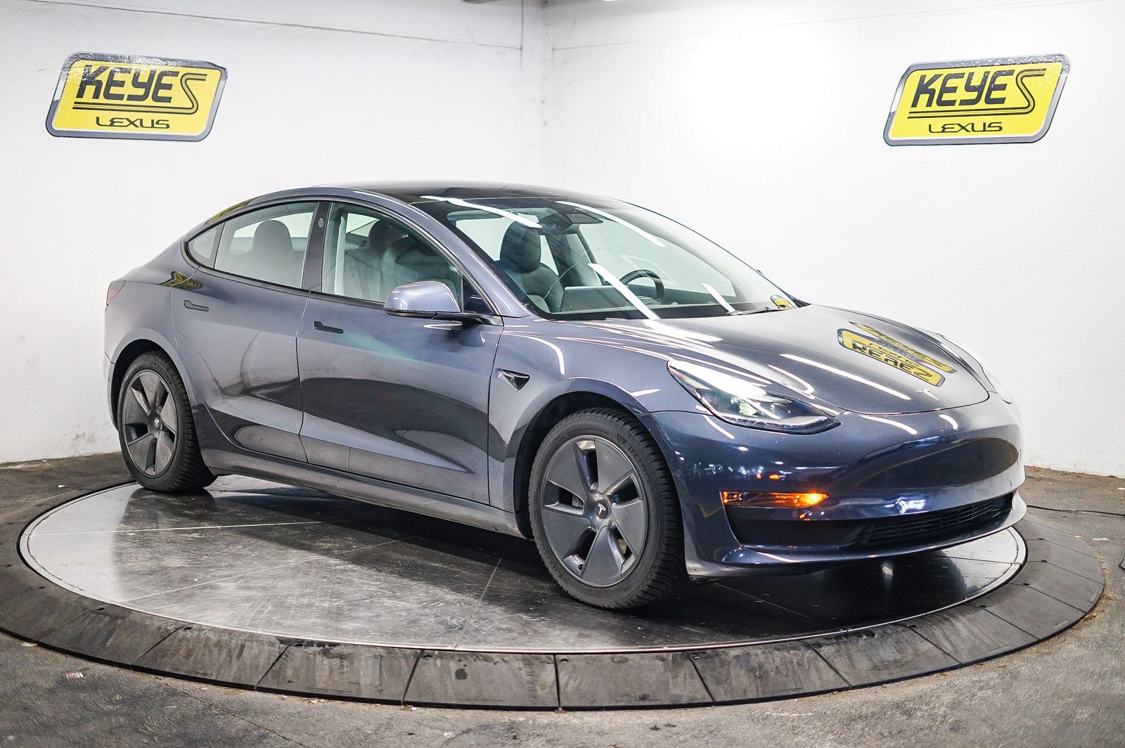 Thumbnail: 2021 Tesla Model 3 - 5