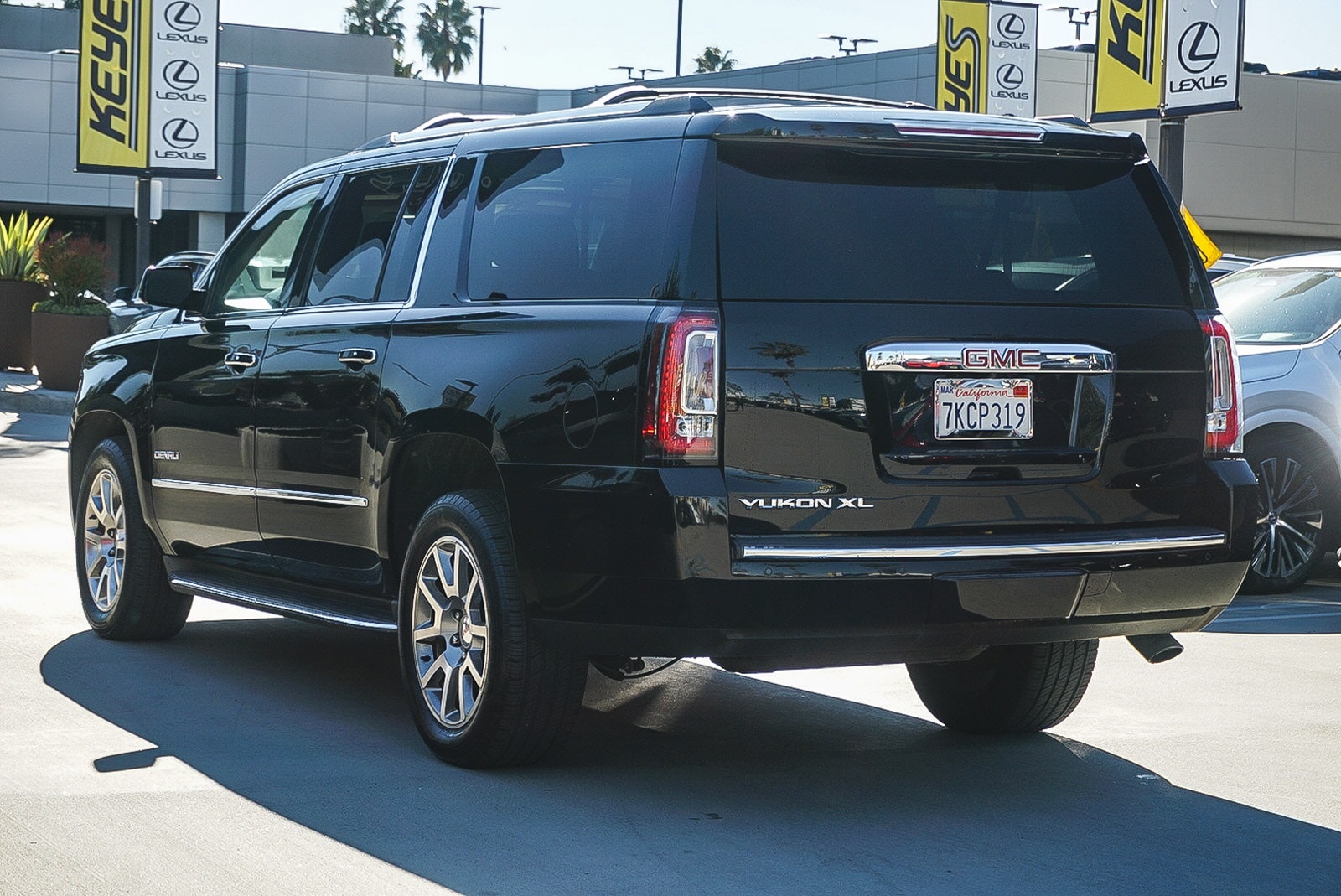 Thumbnail: 2015 GMC Yukon XL - 2