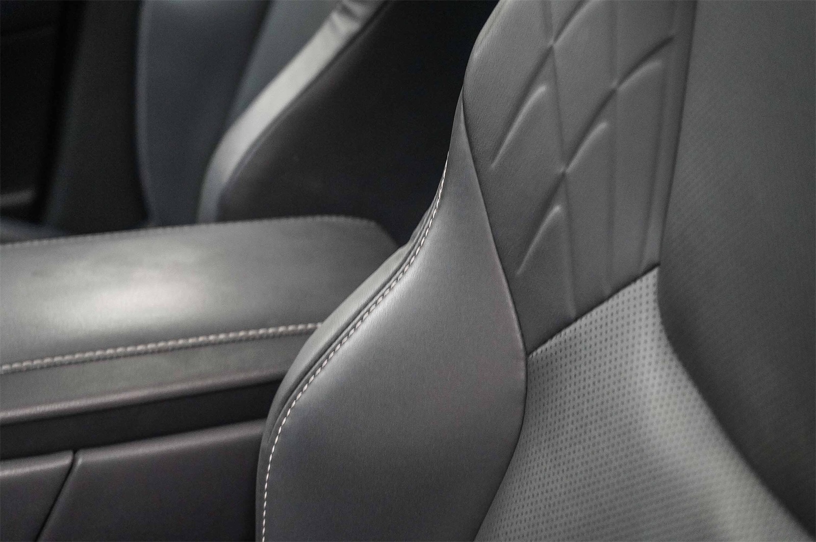 Thumbnail: 2023 Lexus RX - 20