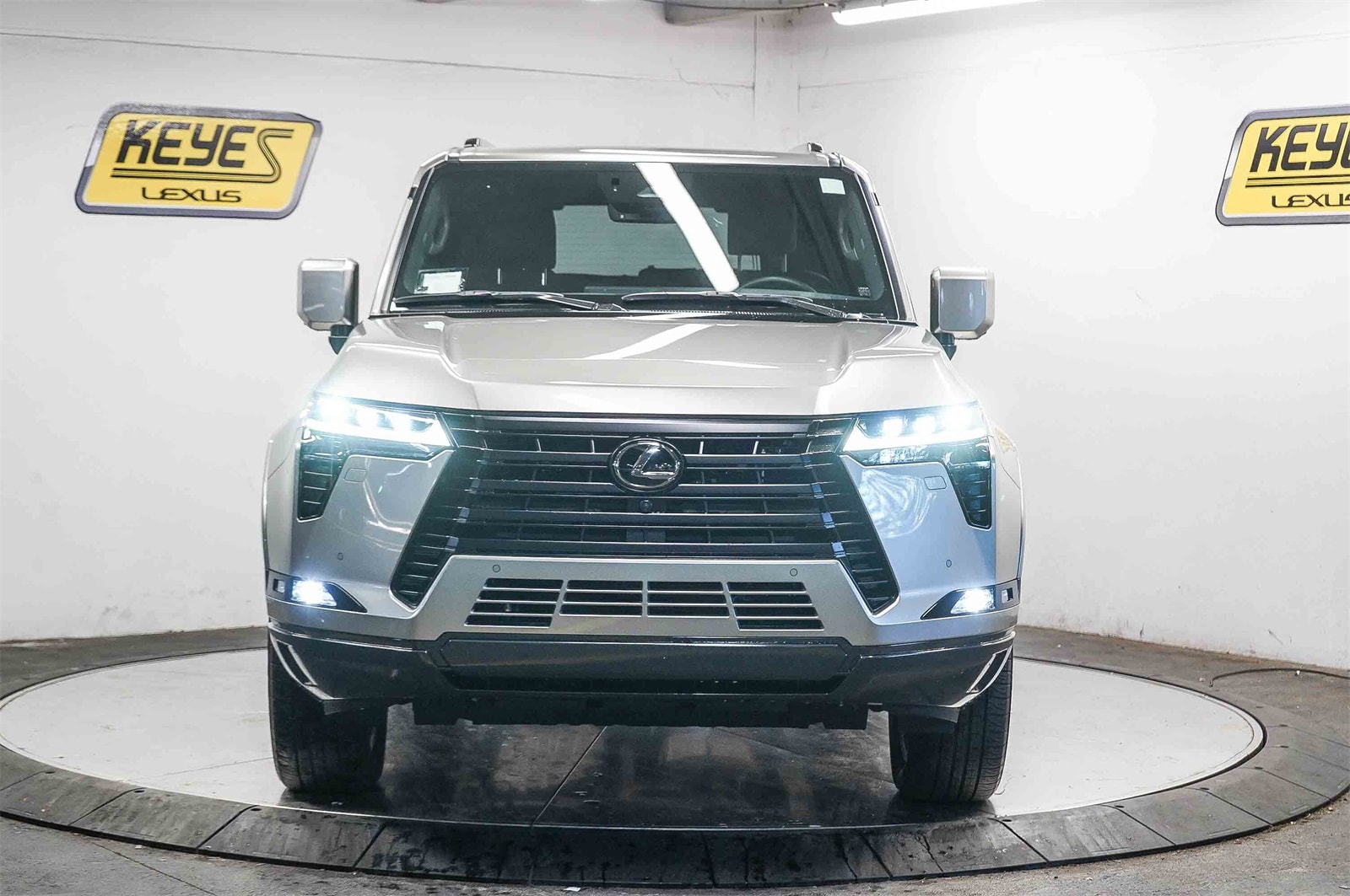 Thumbnail: 2024 Lexus GX - 6
