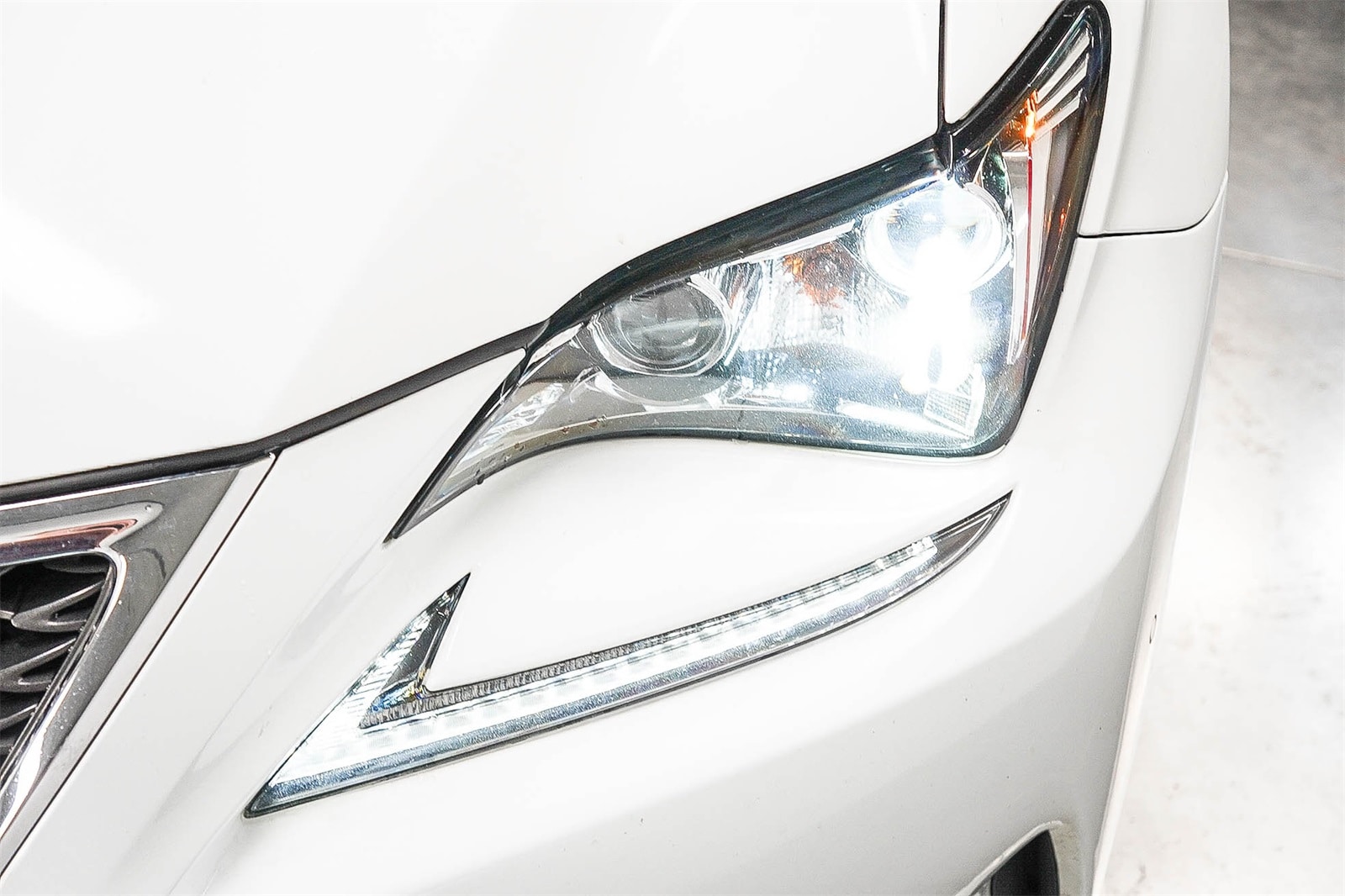 Thumbnail: 2017 Lexus RC - 8