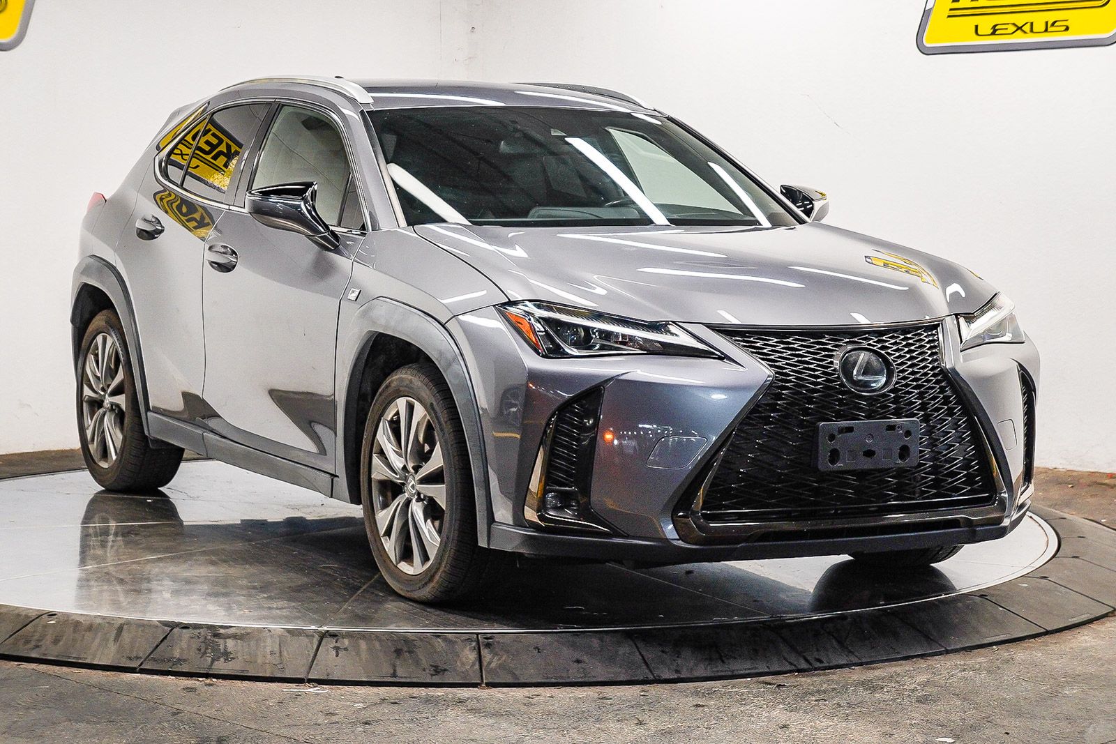 Thumbnail: 2020 Lexus UX - 4