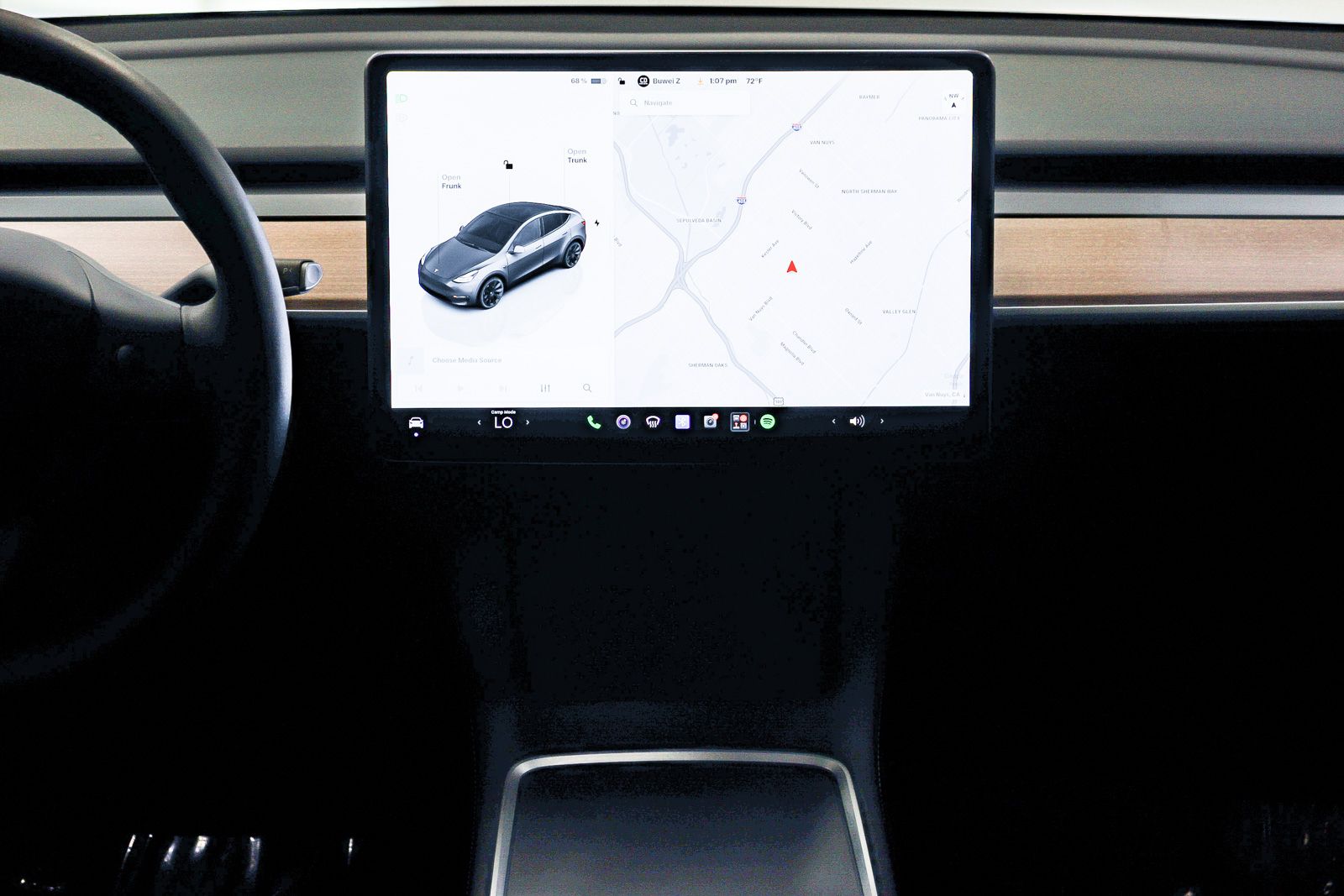 2024 Tesla Model Y Long Range - Photo 13