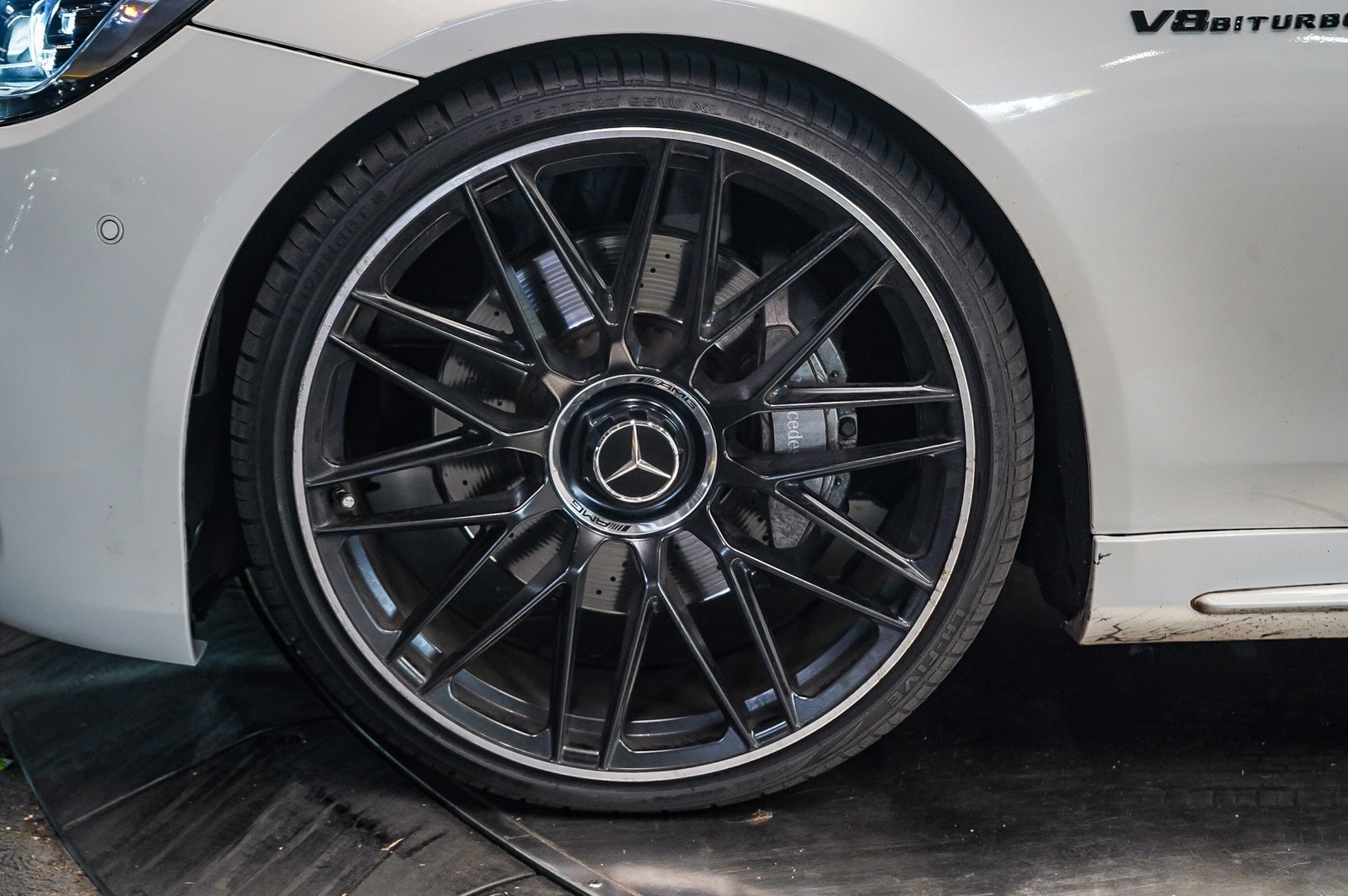 Thumbnail: 2015 Mercedes-Benz S-Class - 9
