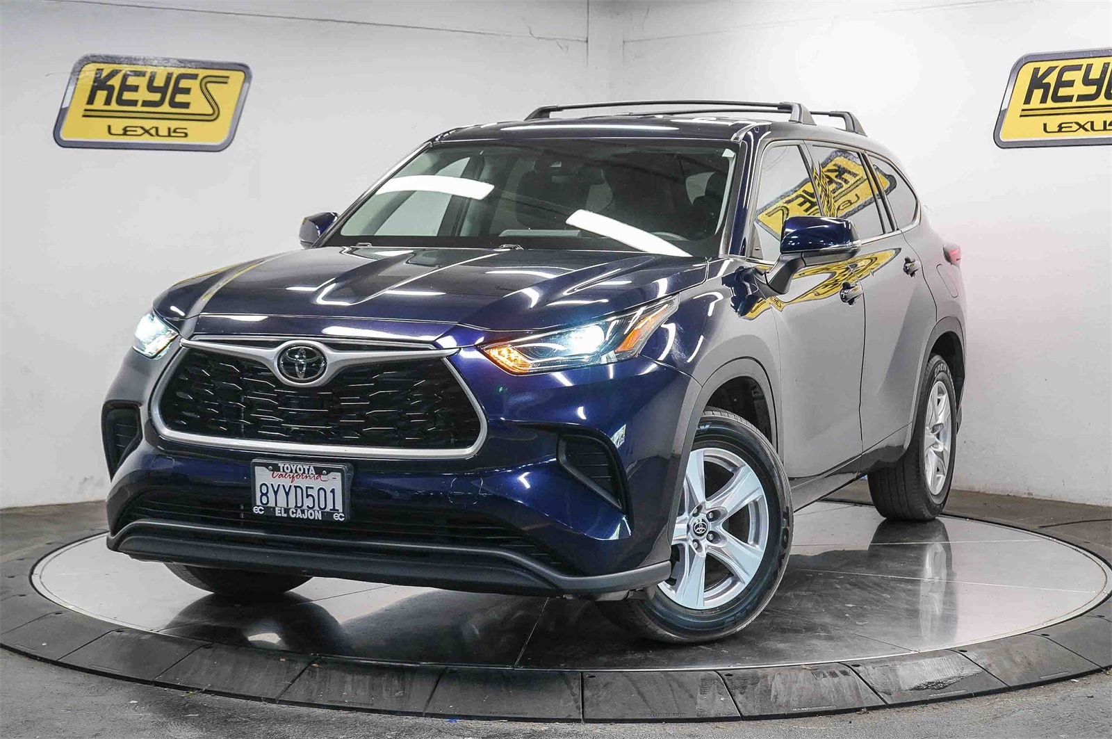 Thumbnail: 2022 Toyota Highlander - 1