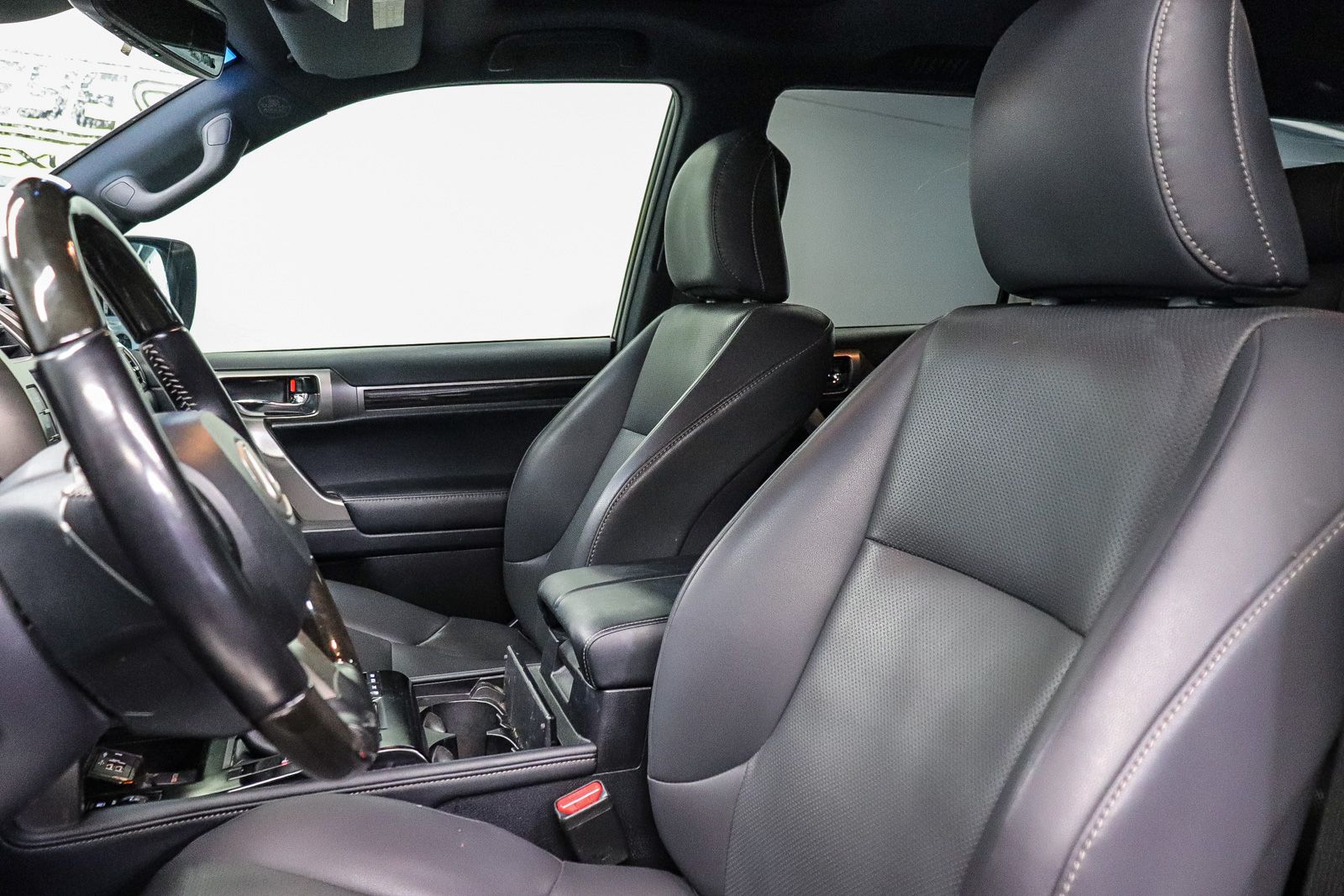 Thumbnail: 2021 Lexus GX - 17
