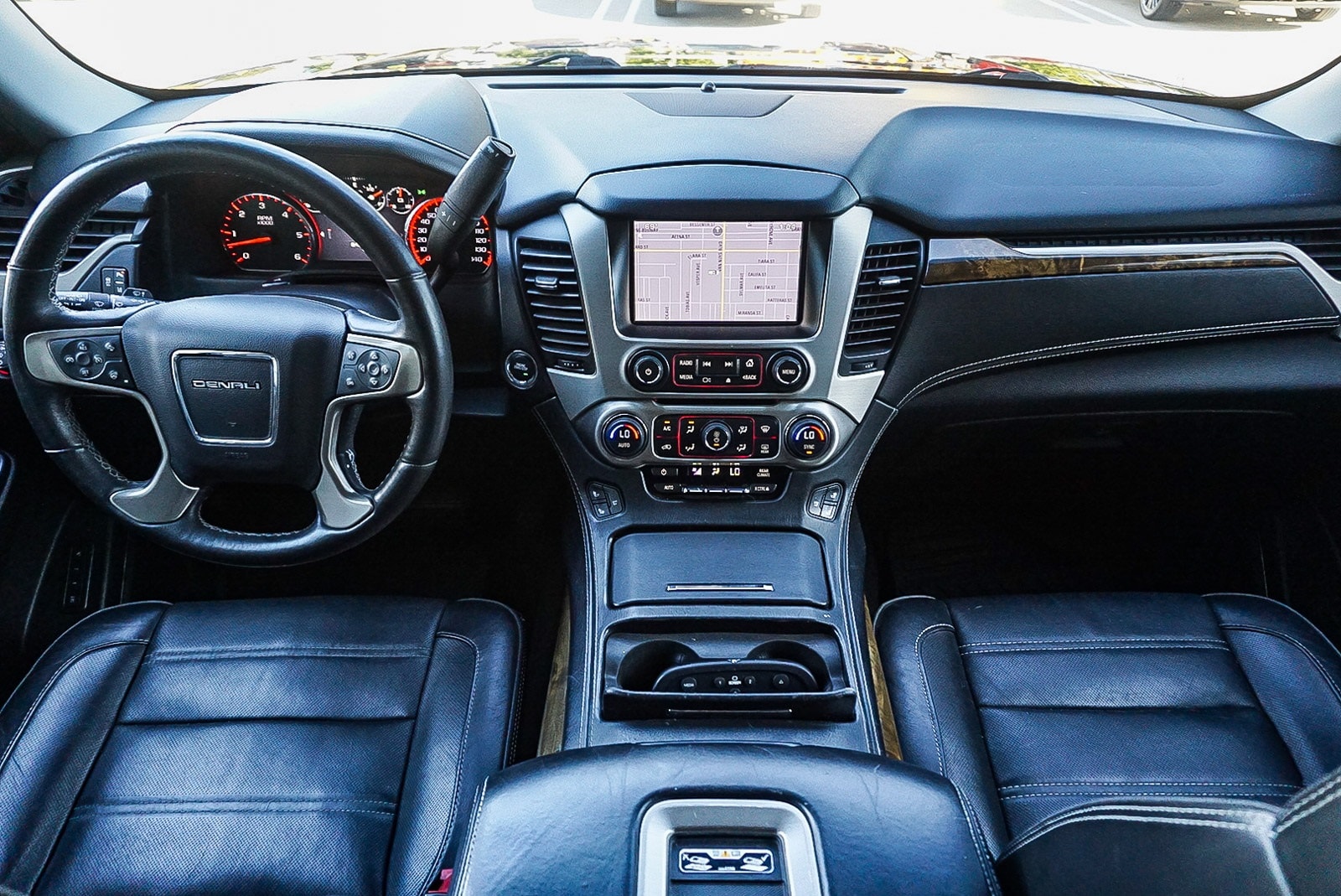 Thumbnail: 2015 GMC Yukon XL - 13