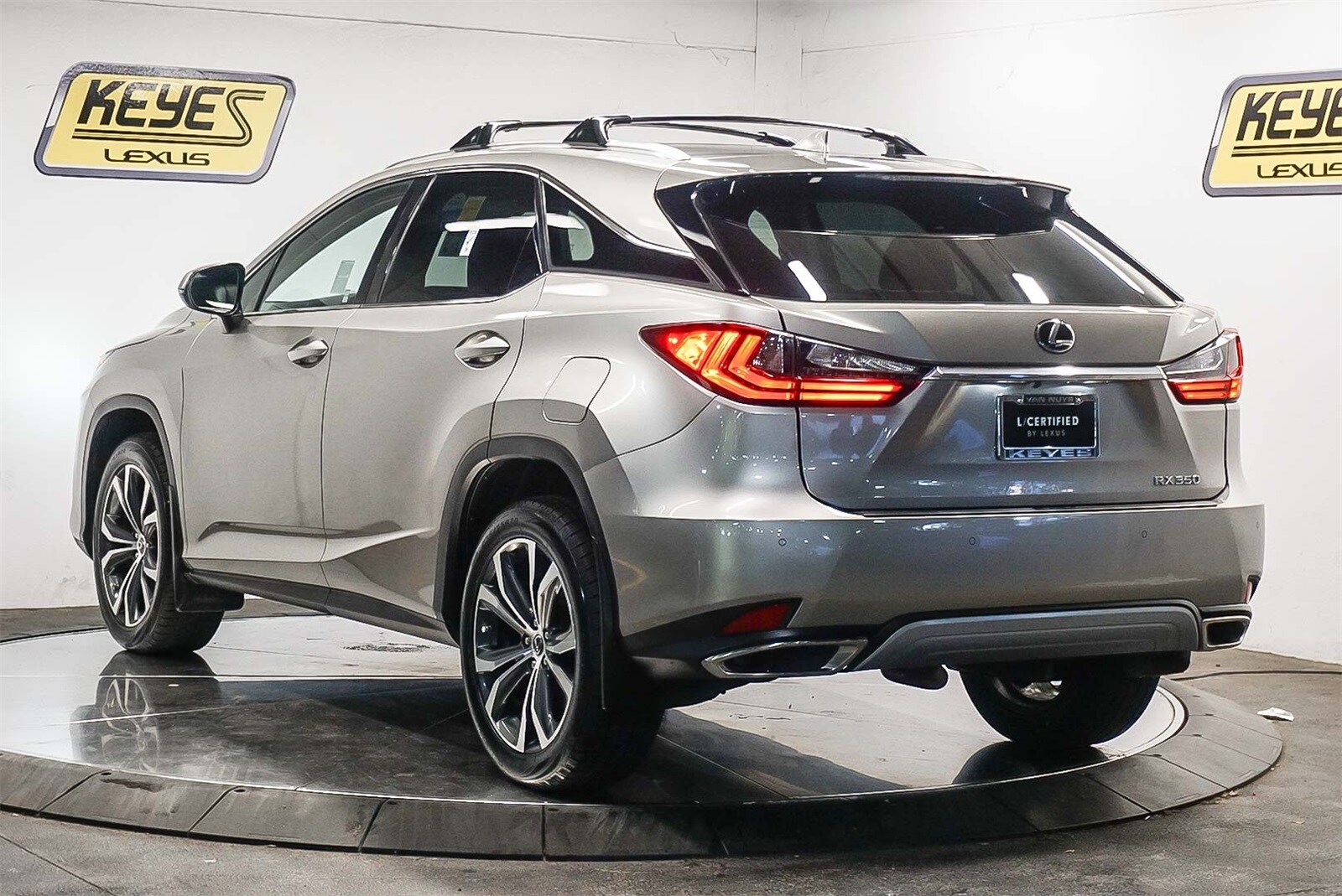 2022 Lexus RX 350 photo 2