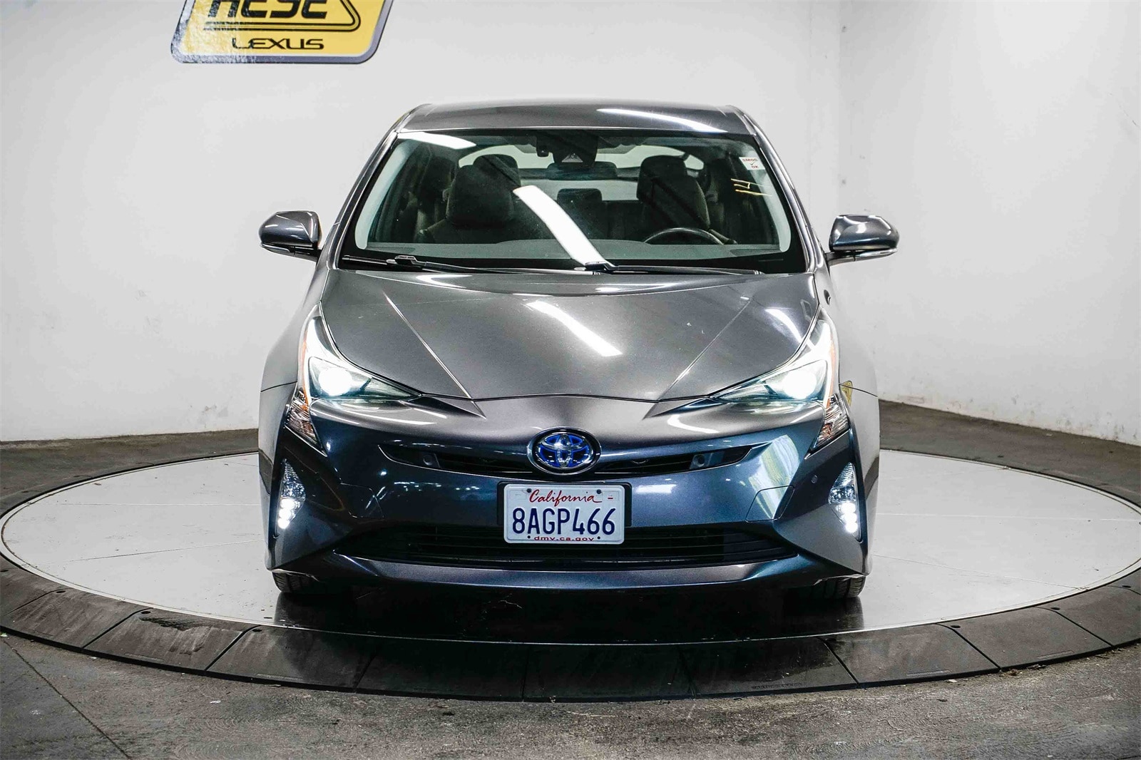 Thumbnail: 2017 Toyota Prius - 6