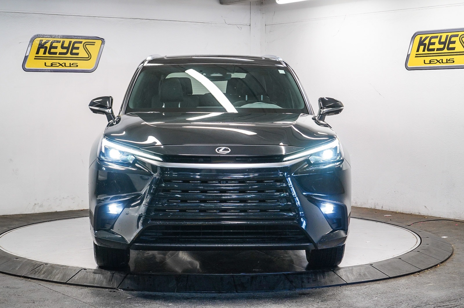 Thumbnail: 2024 Lexus TX - 6