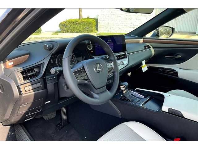 Thumbnail: 2025 Lexus ES - 10