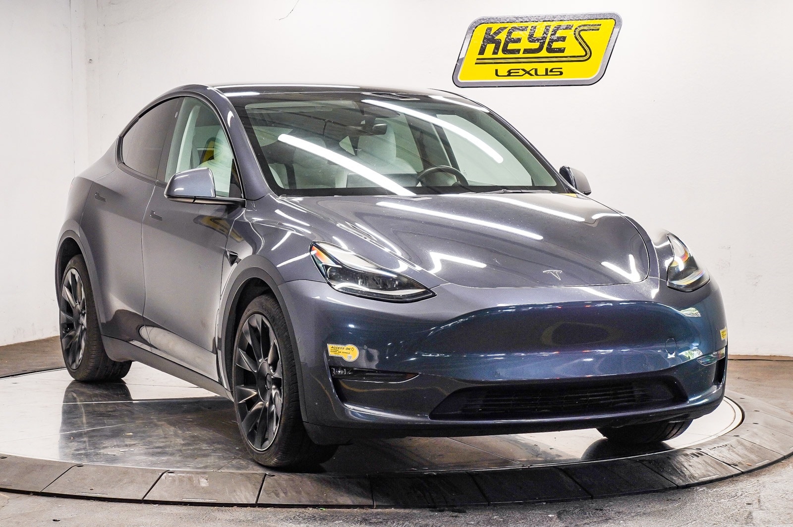 Thumbnail: 2022 Tesla Model Y - 3