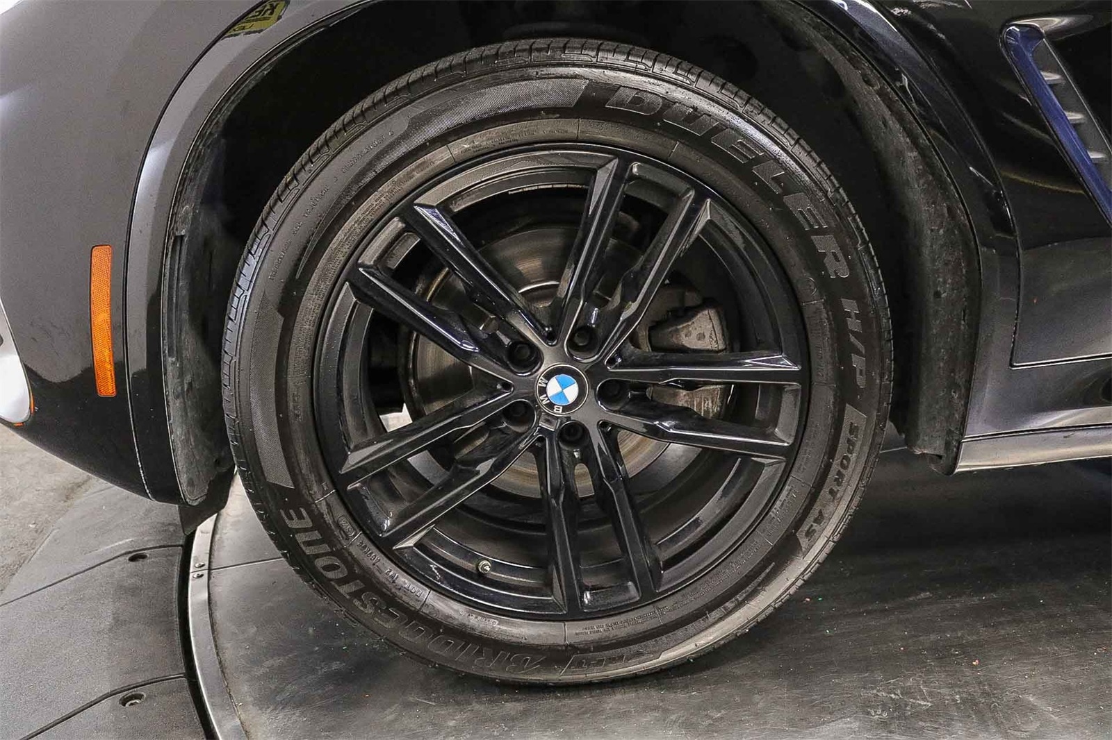 Thumbnail: 2021 BMW X4 - 12