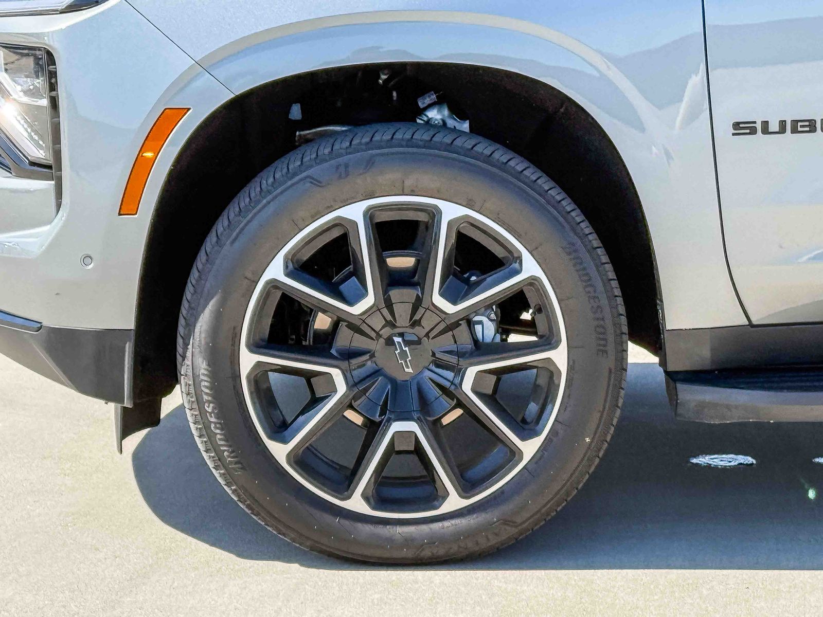 Thumbnail: 2026 Chevrolet Suburban - 9