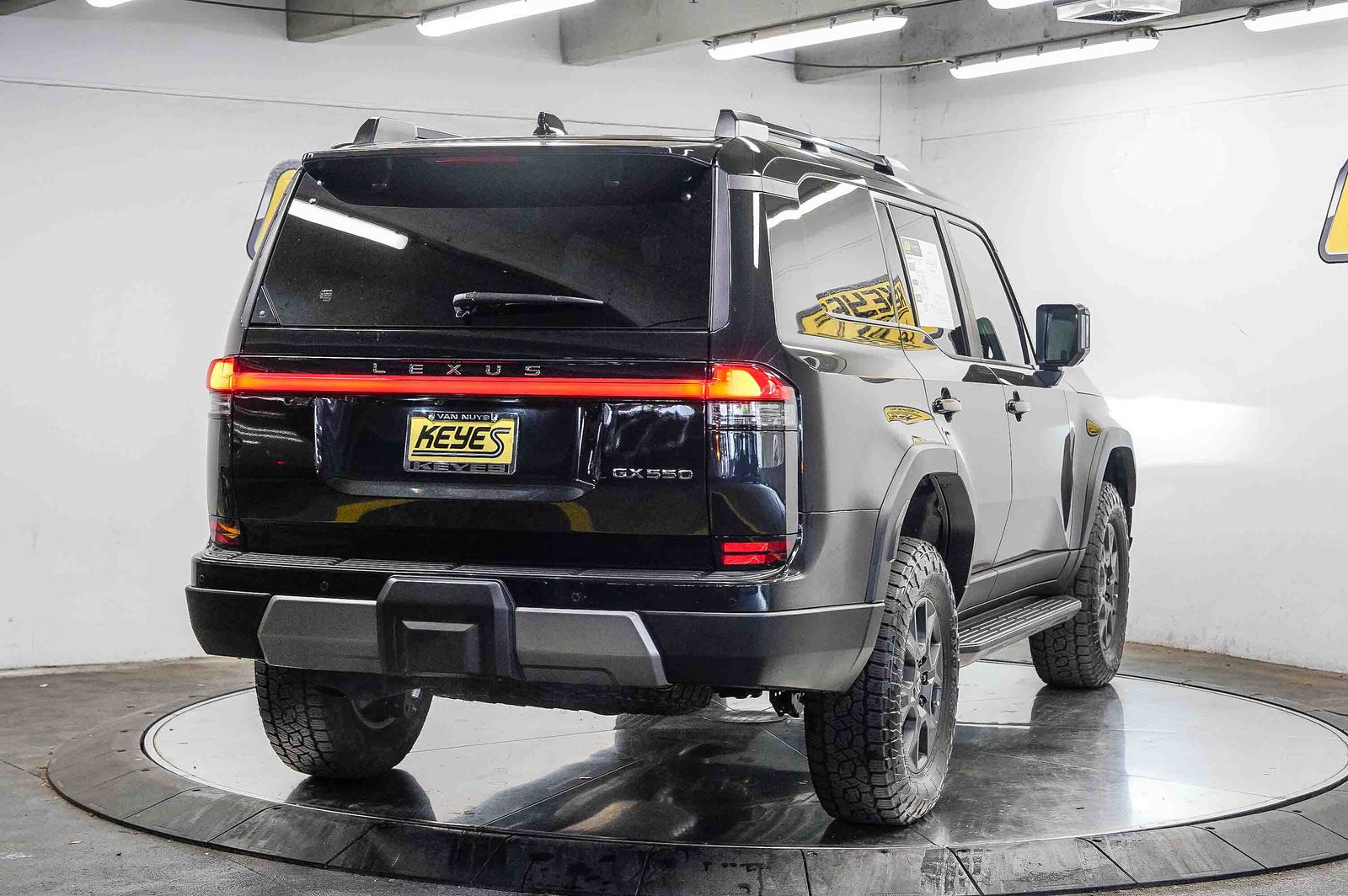 Thumbnail: 2026 Lexus GX - 4