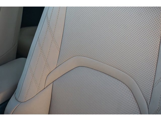 Thumbnail: 2026 Lexus UX - 26