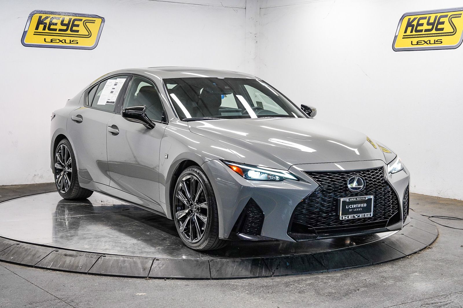 Thumbnail: 2025 Lexus ES - 4