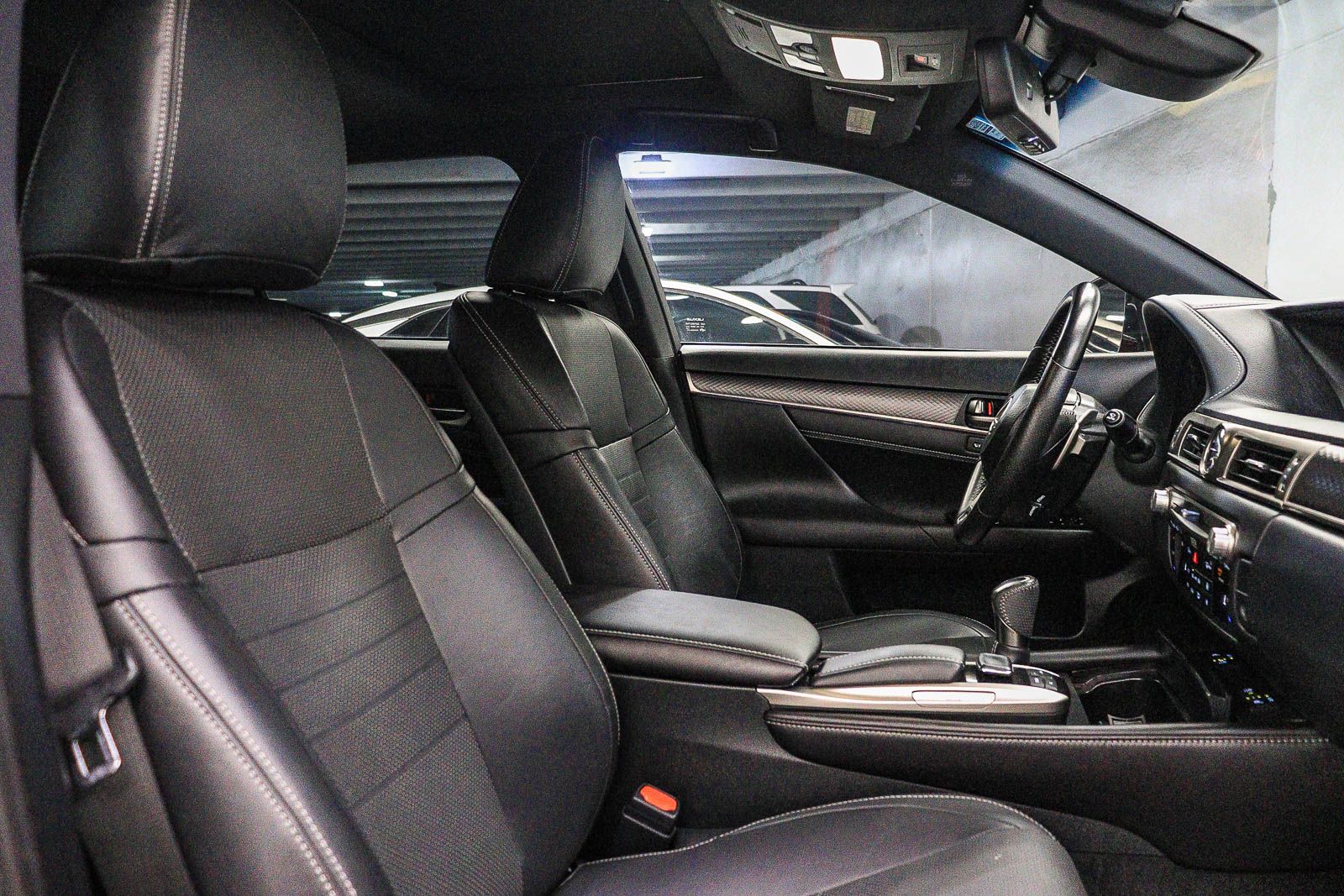 Thumbnail: 2018 Lexus GS - 18