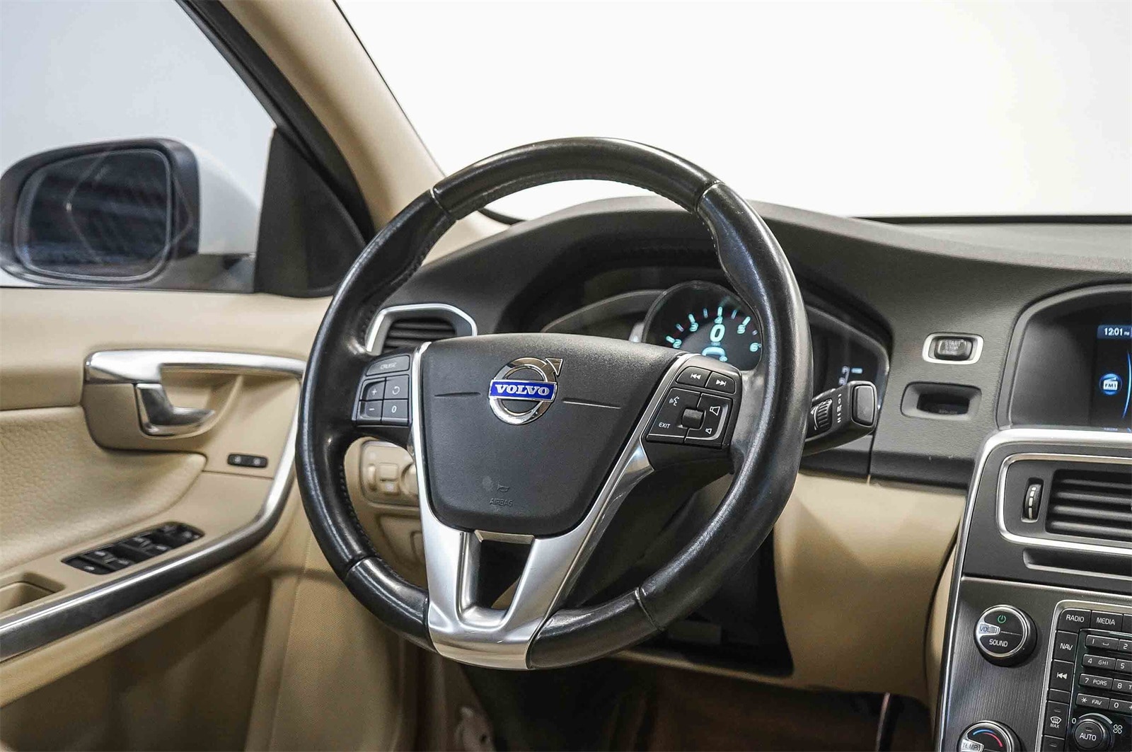 Thumbnail: 2014 Volvo S60 - 15