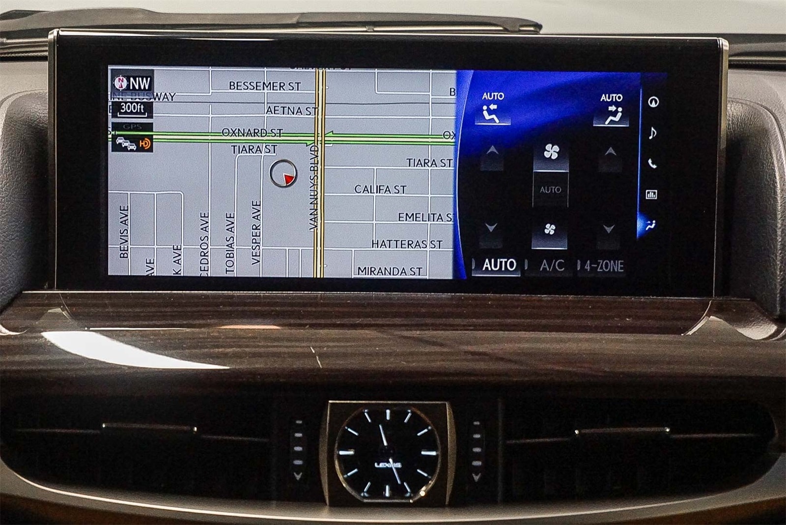 Thumbnail: 2021 Lexus LX - 15