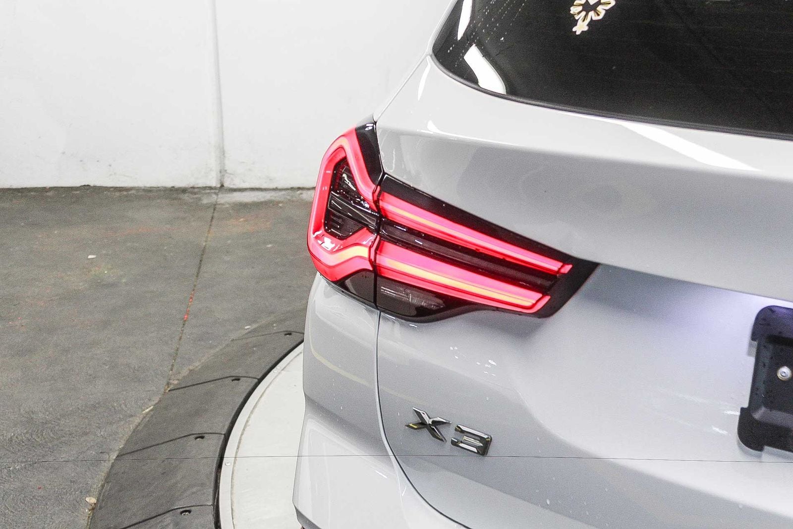 Thumbnail: 2023 BMW X3 - 9