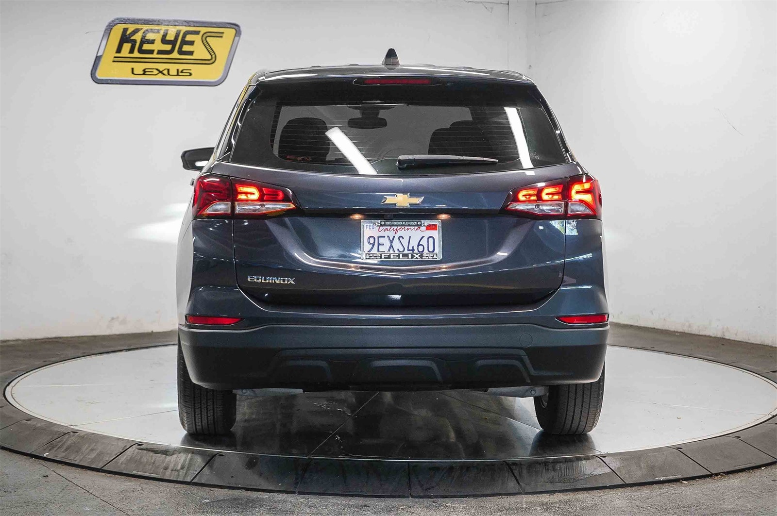 Thumbnail: 2022 Chevrolet Equinox - 3
