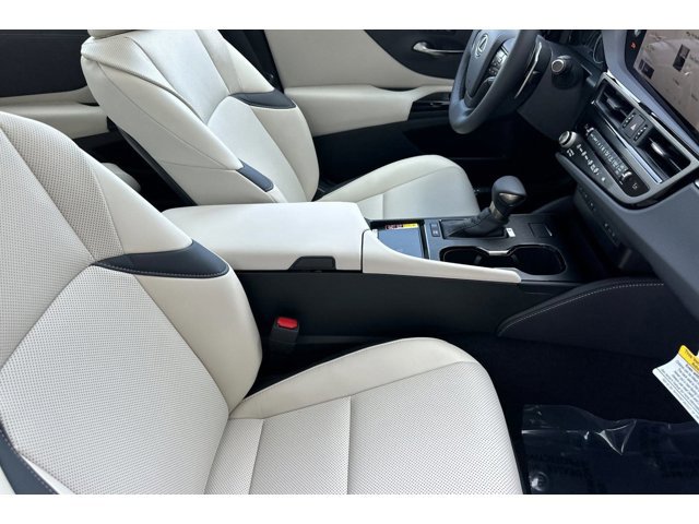 Thumbnail: 2025 Lexus ES - 25