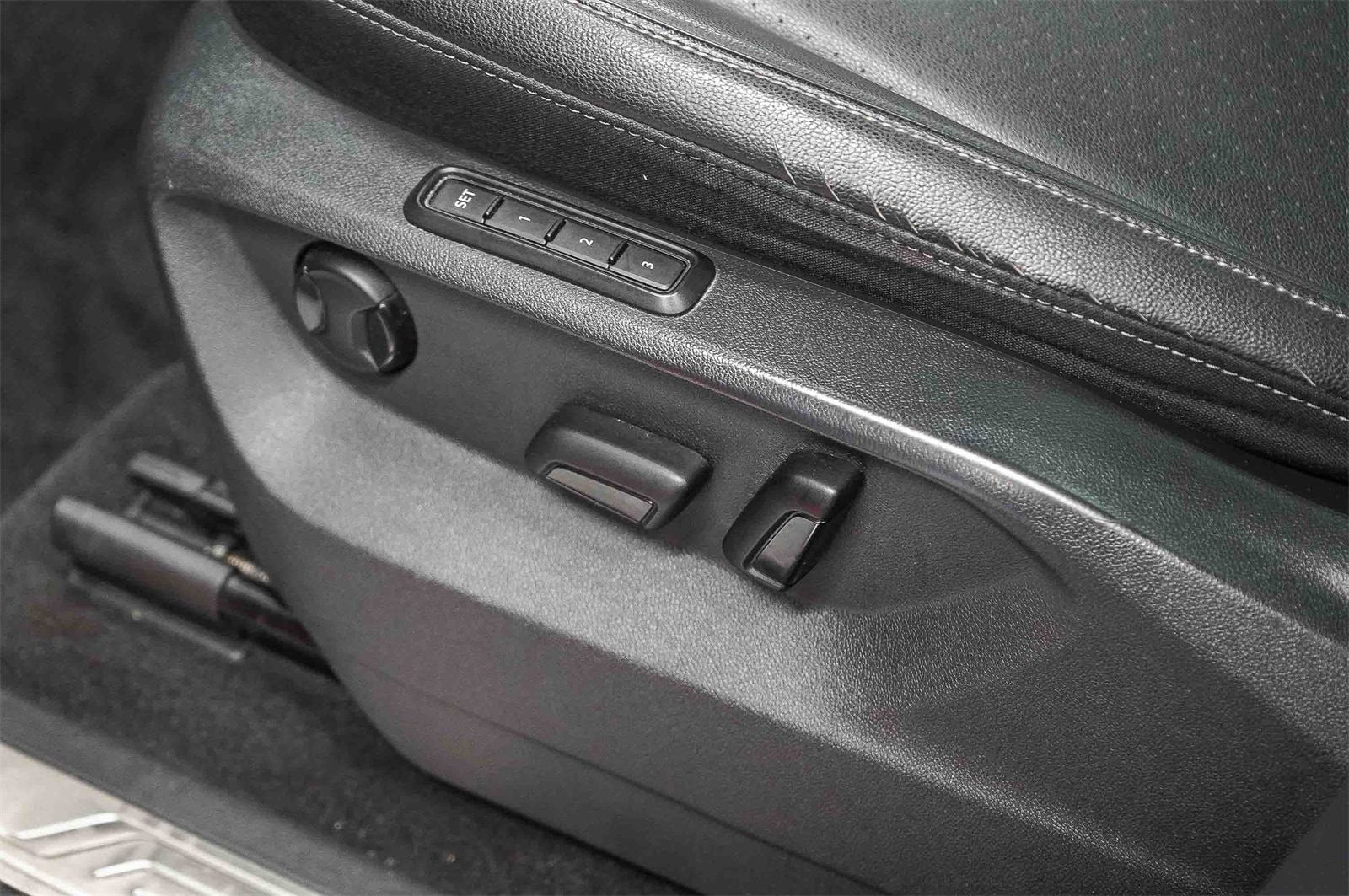 Thumbnail: 2019 Volkswagen Atlas - 23