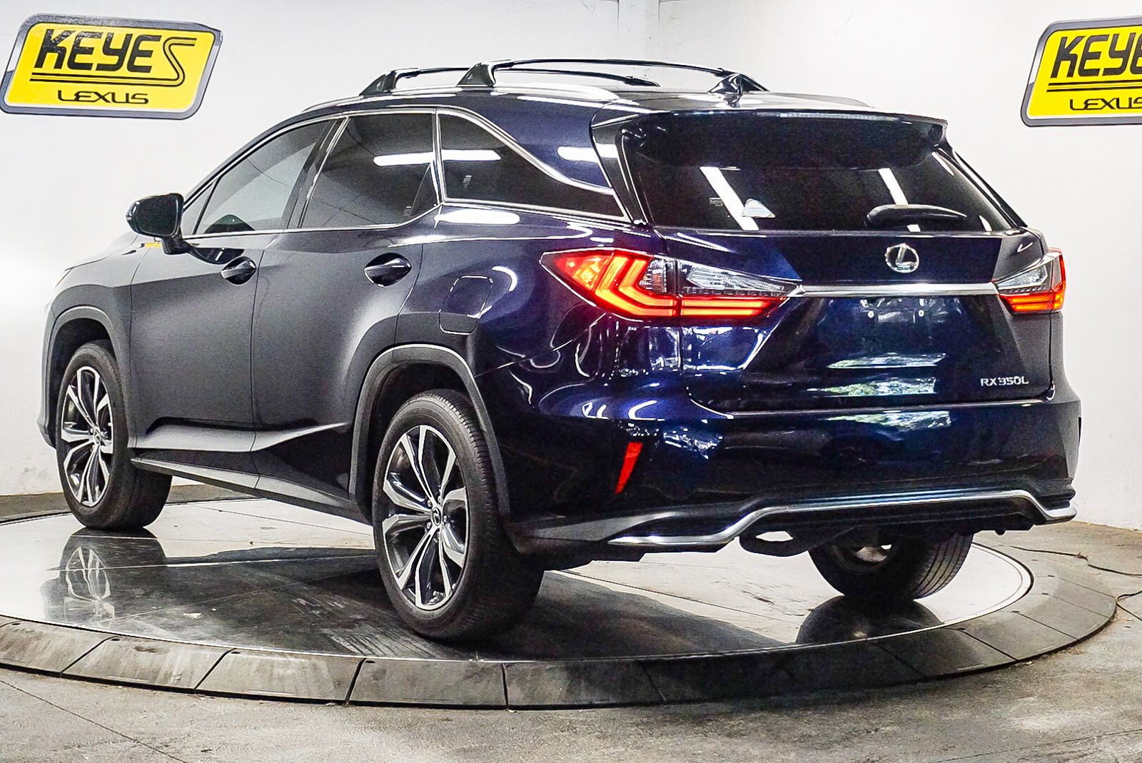 Thumbnail: 2018 Lexus RX - 2