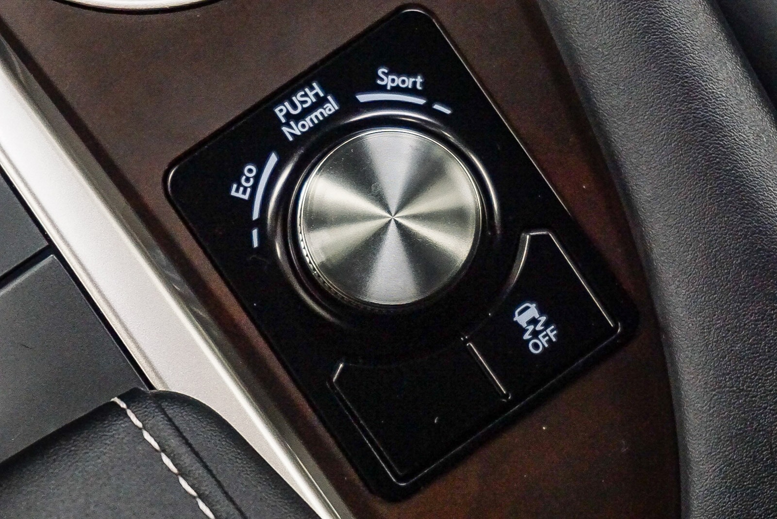 Thumbnail: 2022 Lexus RX - 23