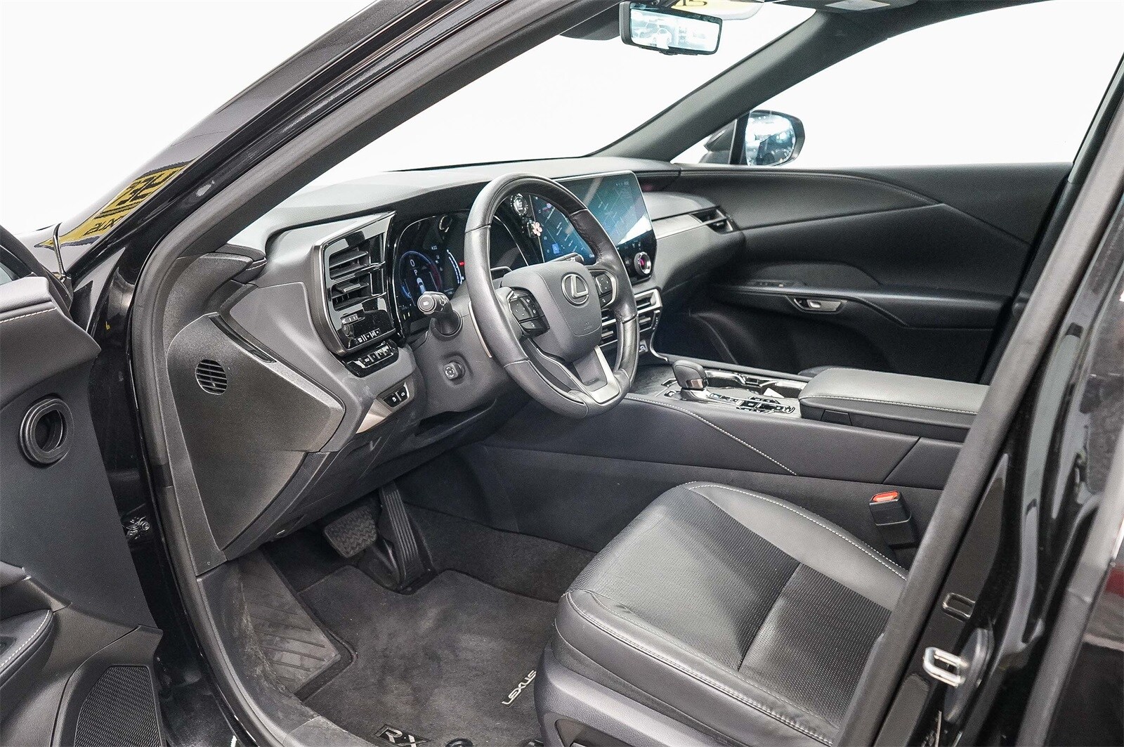 Thumbnail: 2024 Lexus RX - 18