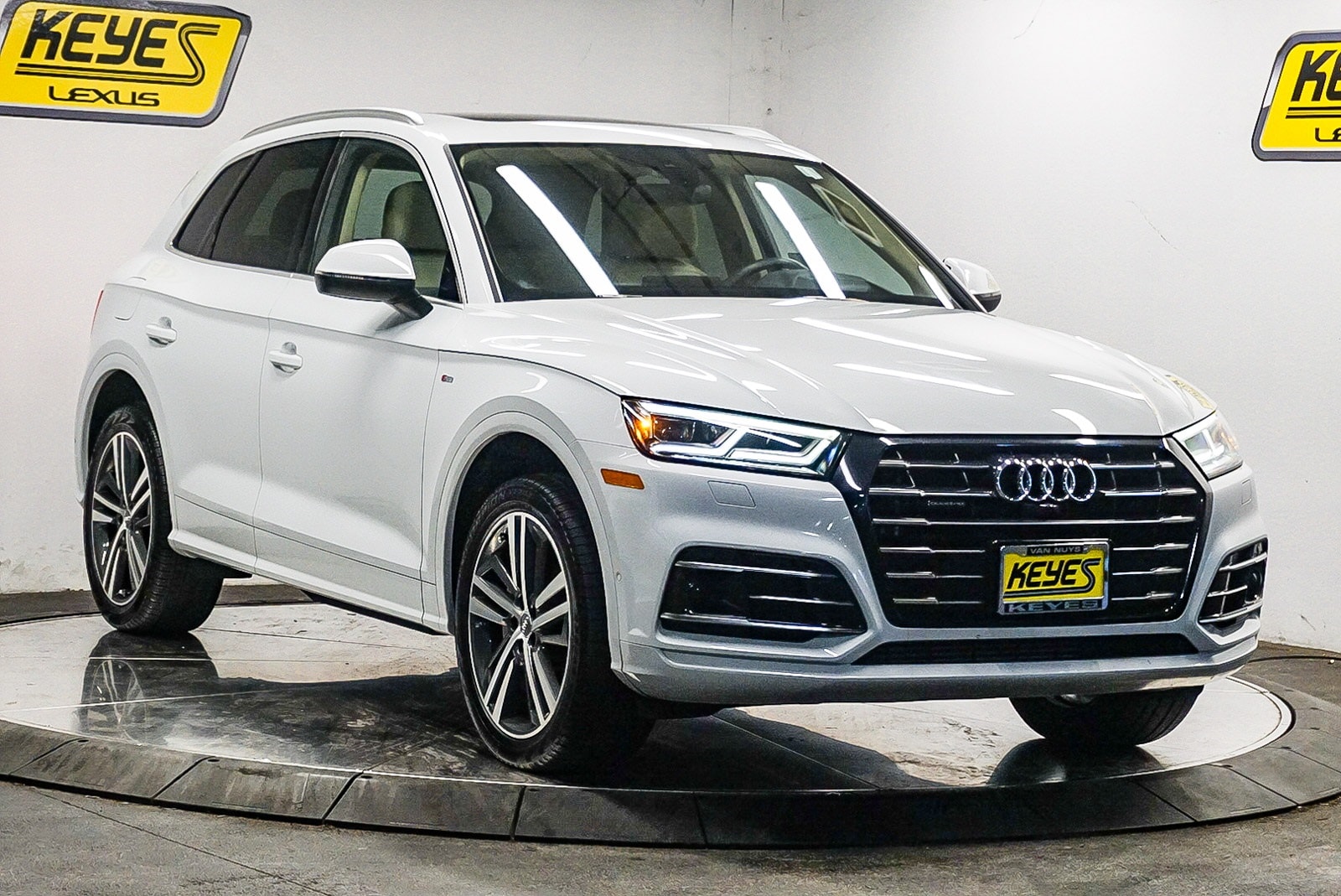 Thumbnail: 2020 Audi Q5 - 5