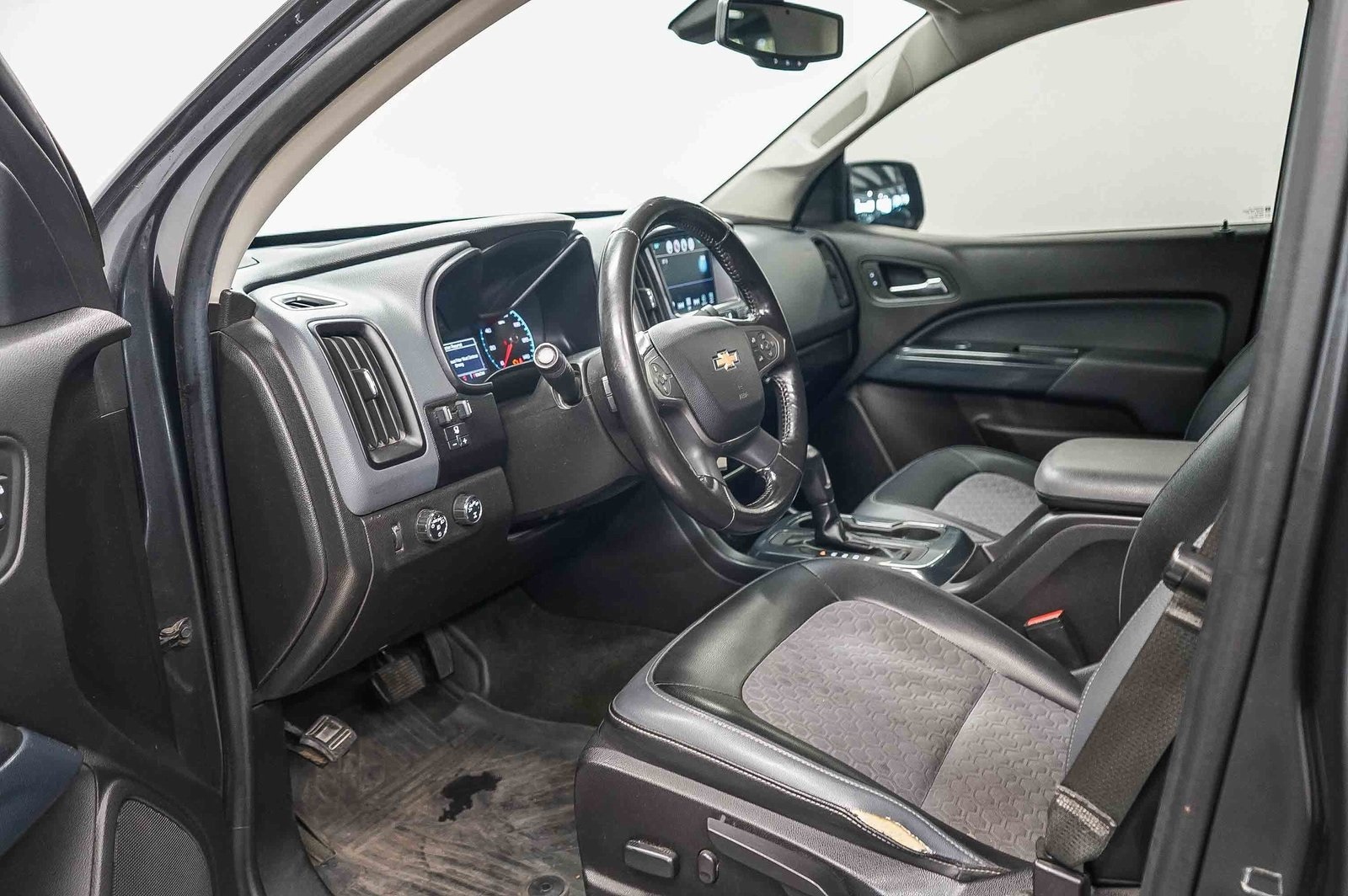 Thumbnail: 2016 Chevrolet Colorado - 13