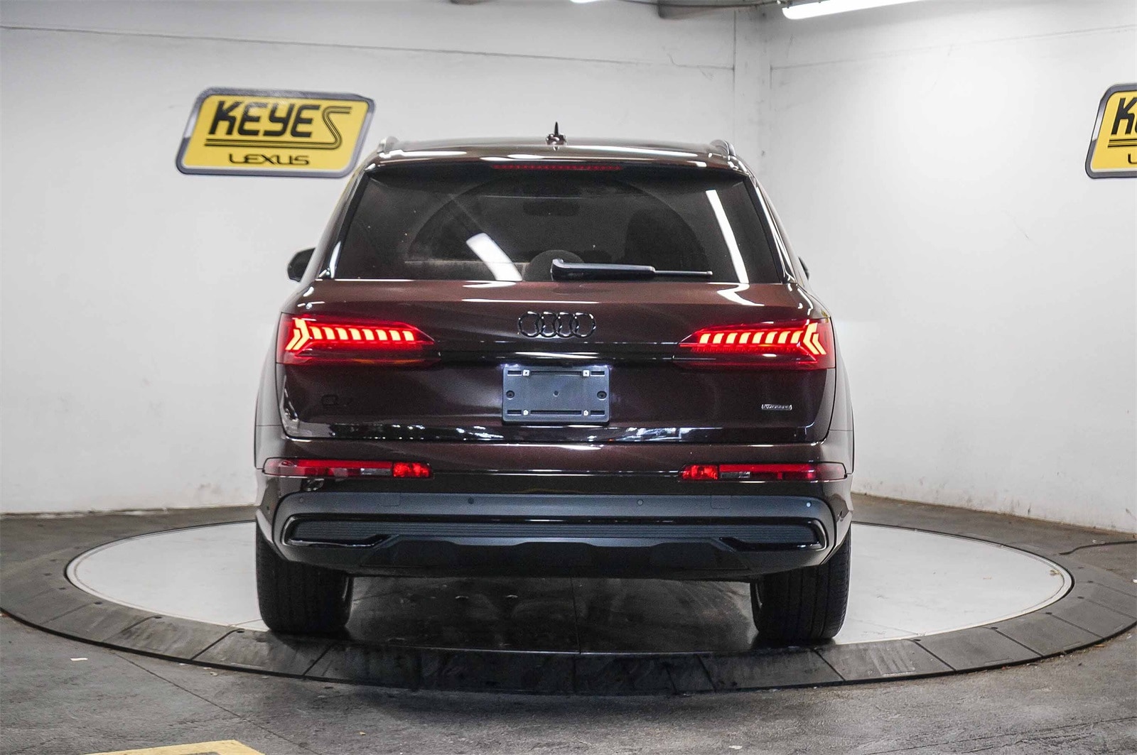 Thumbnail: 2022 Audi Q7 - 3