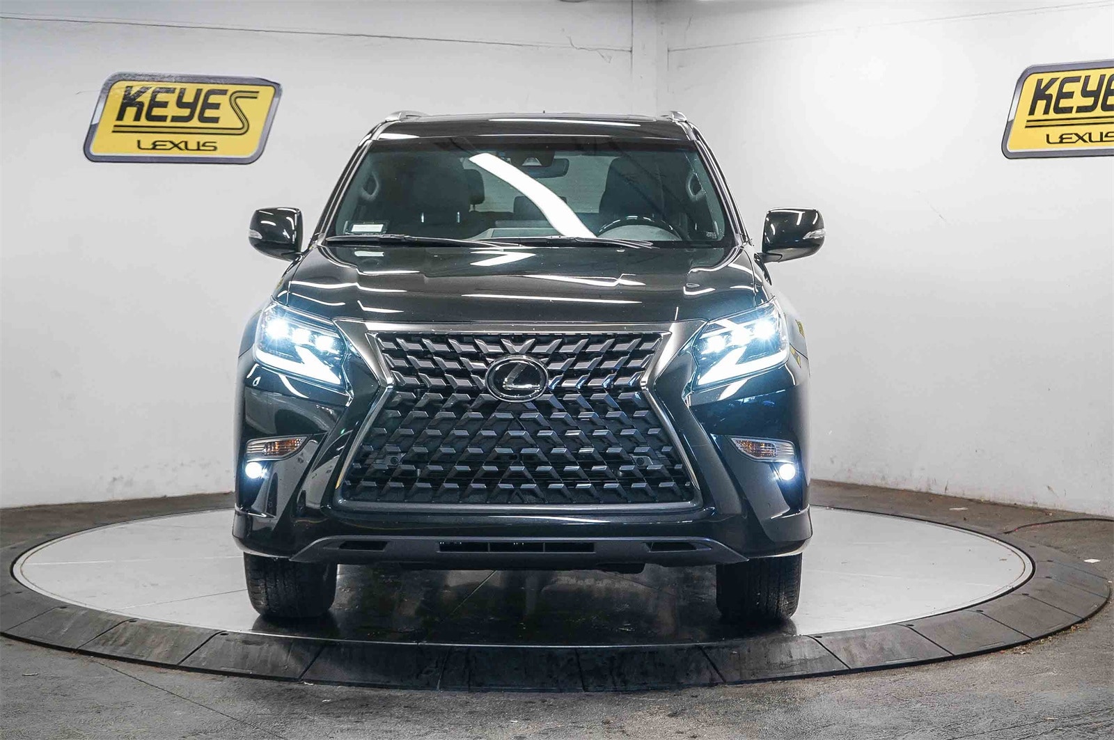 Thumbnail: 2023 Lexus GX - 6