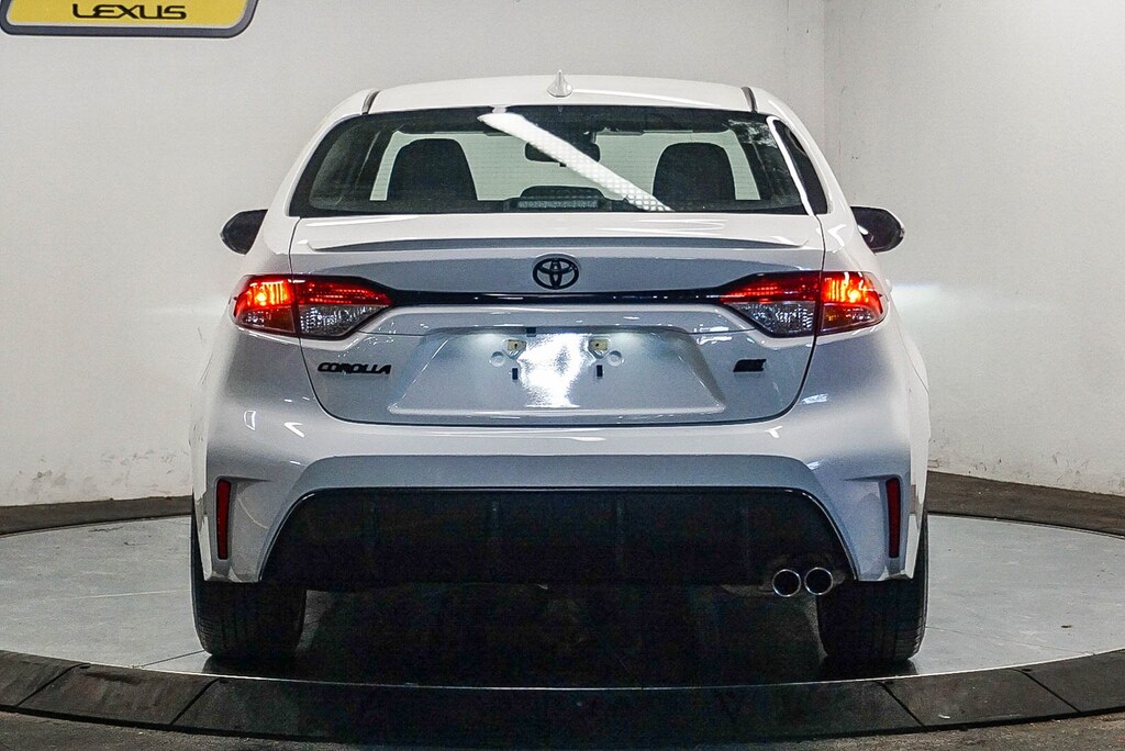 Used 2024 Toyota Corolla SE Sedan