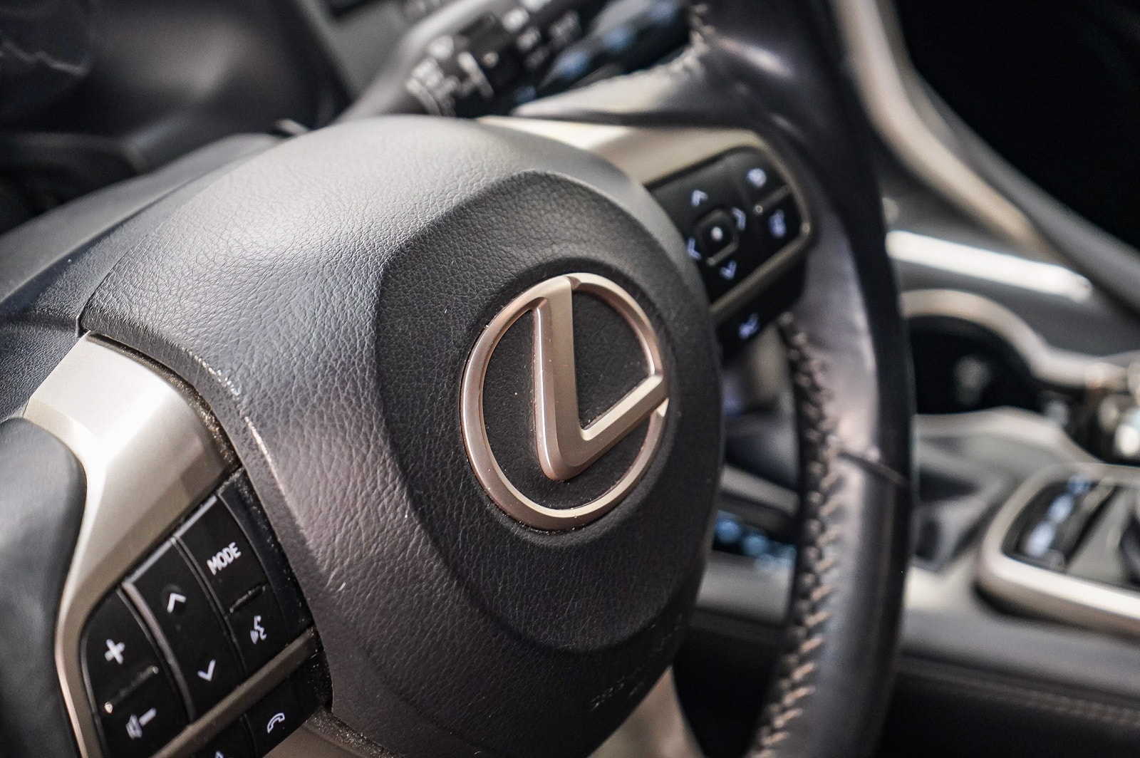 Thumbnail: 2019 Lexus RX - 21