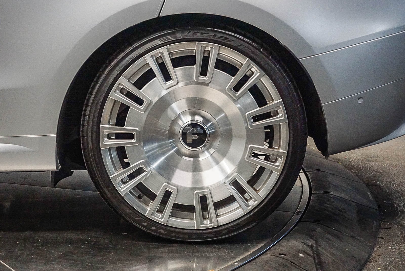 Thumbnail: 2025 Land Rover Range Rover Sport - 10