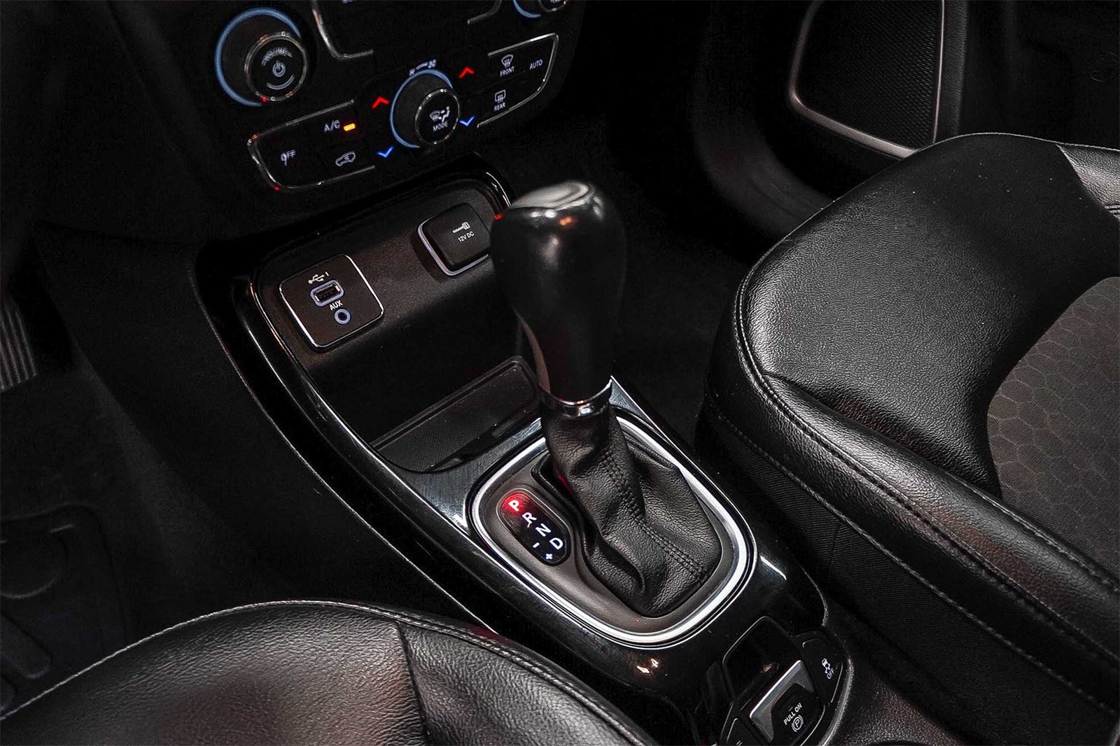 Thumbnail: 2020 Jeep Compass - 21