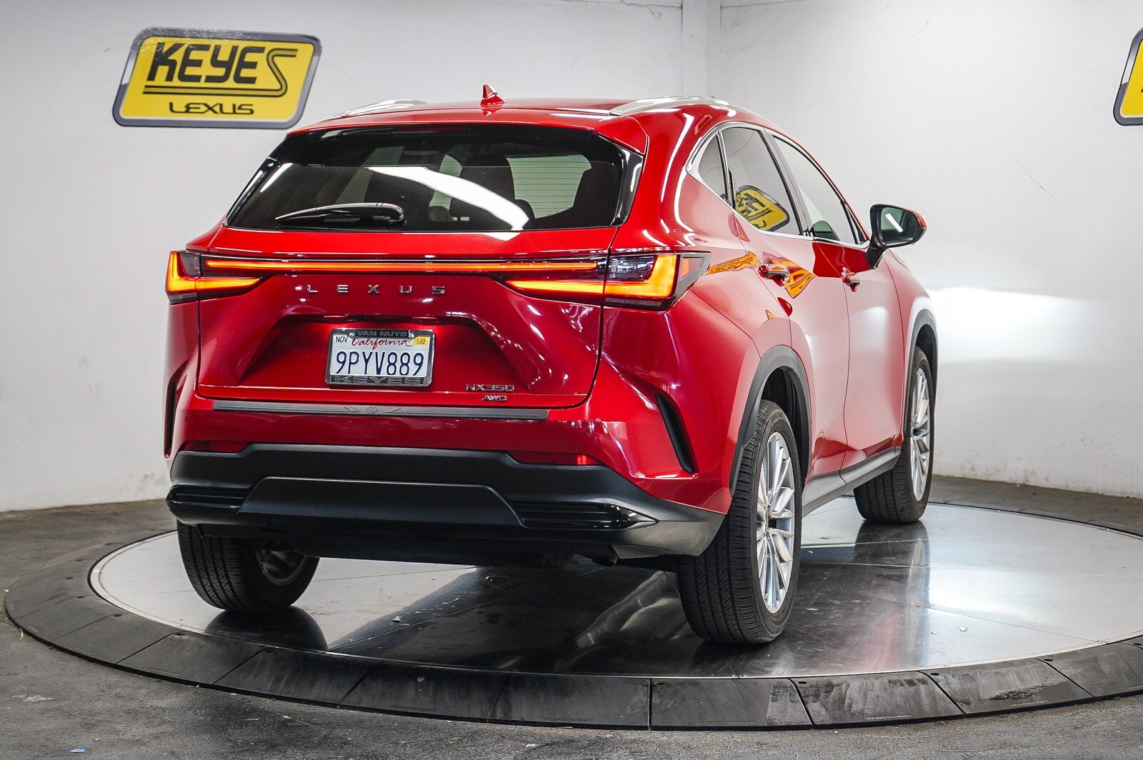 2024 Lexus NX 350 Luxury photo 3