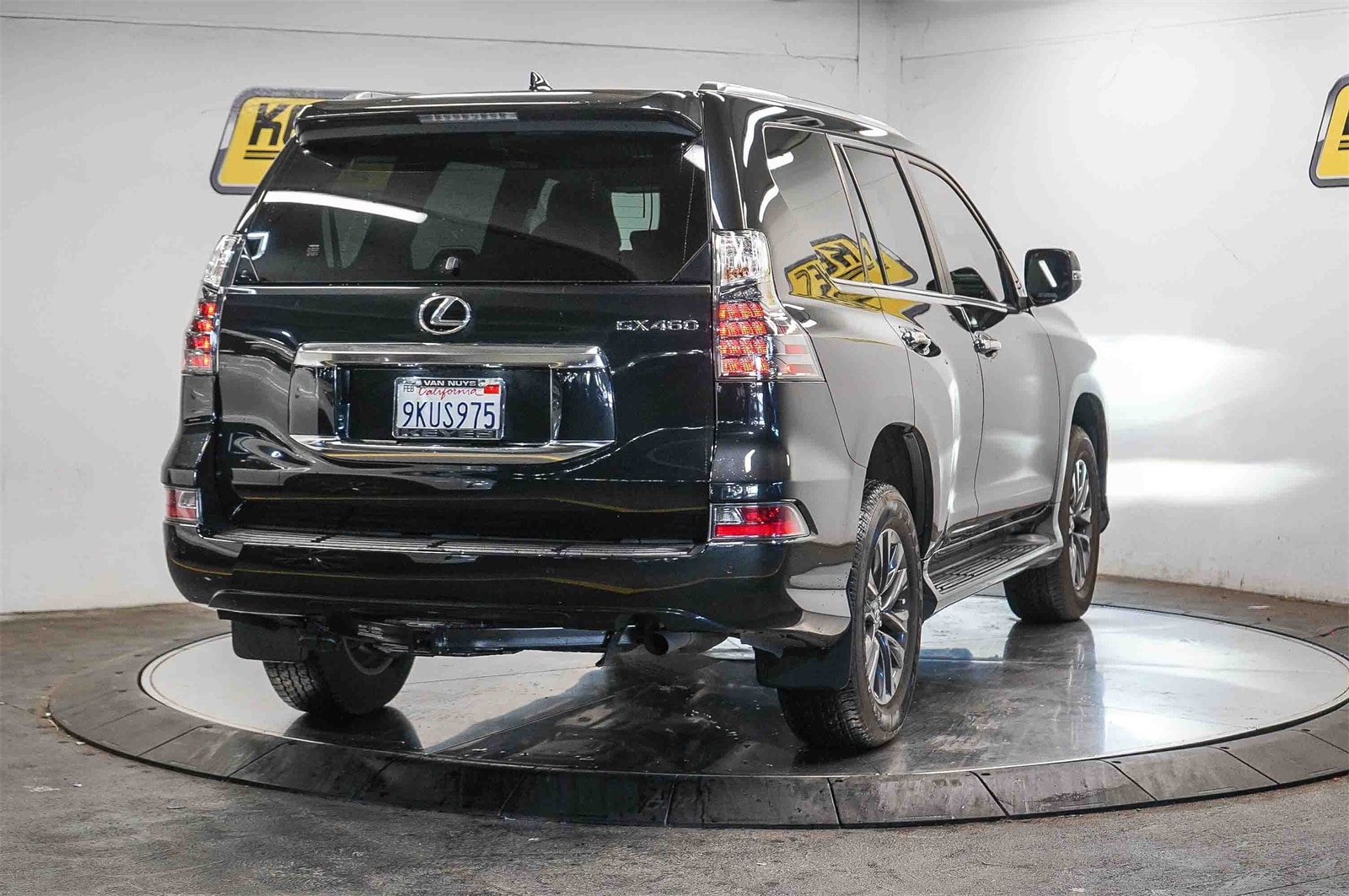 Thumbnail: 2023 Lexus GX - 4