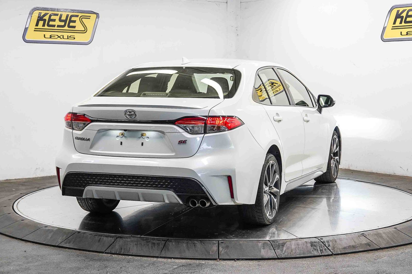 Thumbnail: 2020 Toyota Corolla - 3