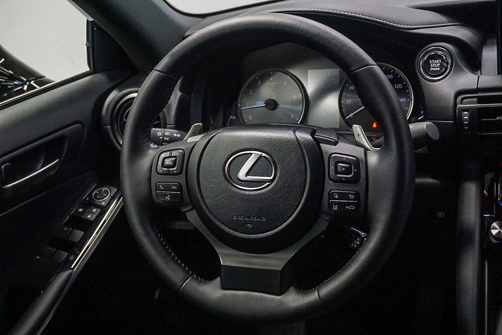 Thumbnail: 2025 Lexus IS - 15