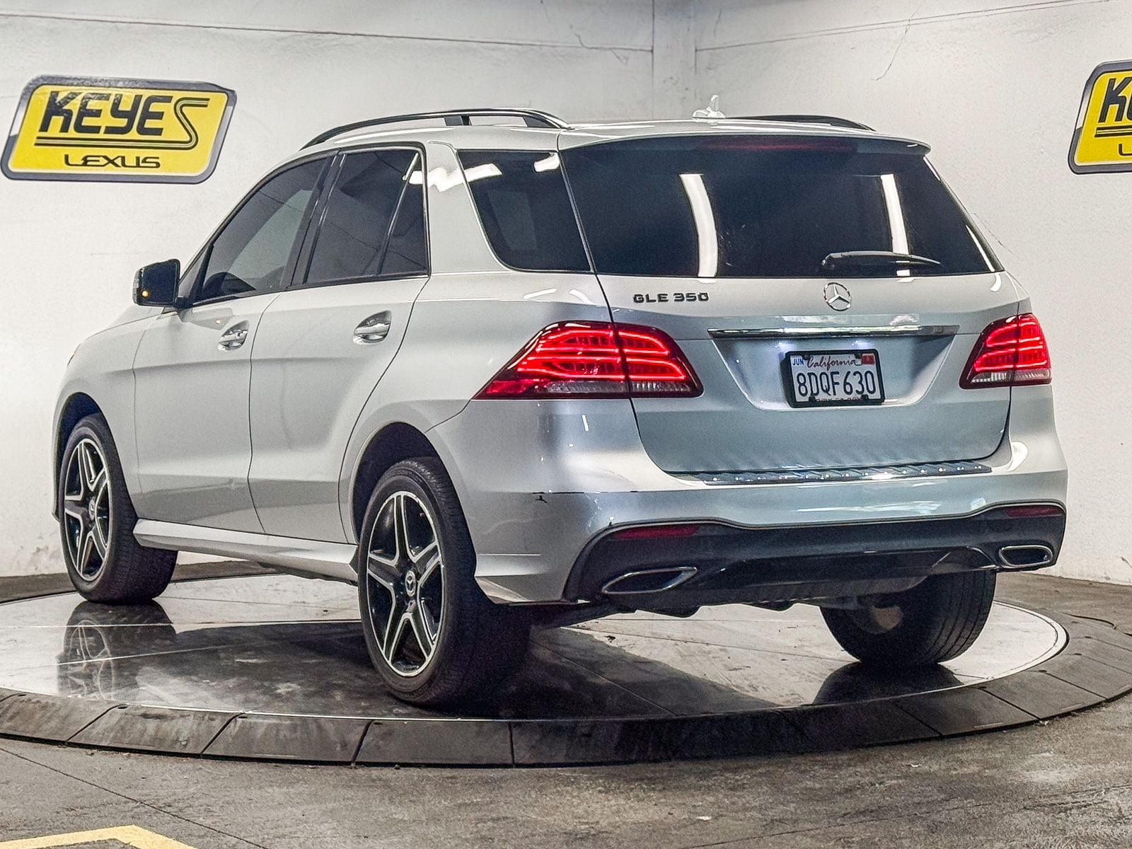 Thumbnail: 2018 Mercedes-Benz GLE - 2