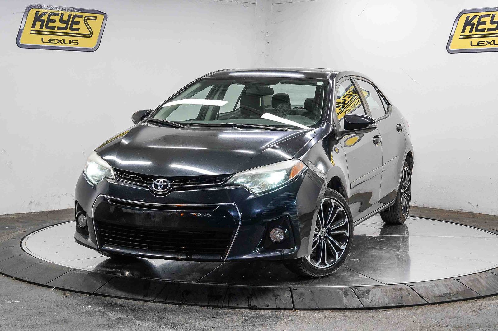 2015 Toyota Corolla S -
                  Van Nuys, CA