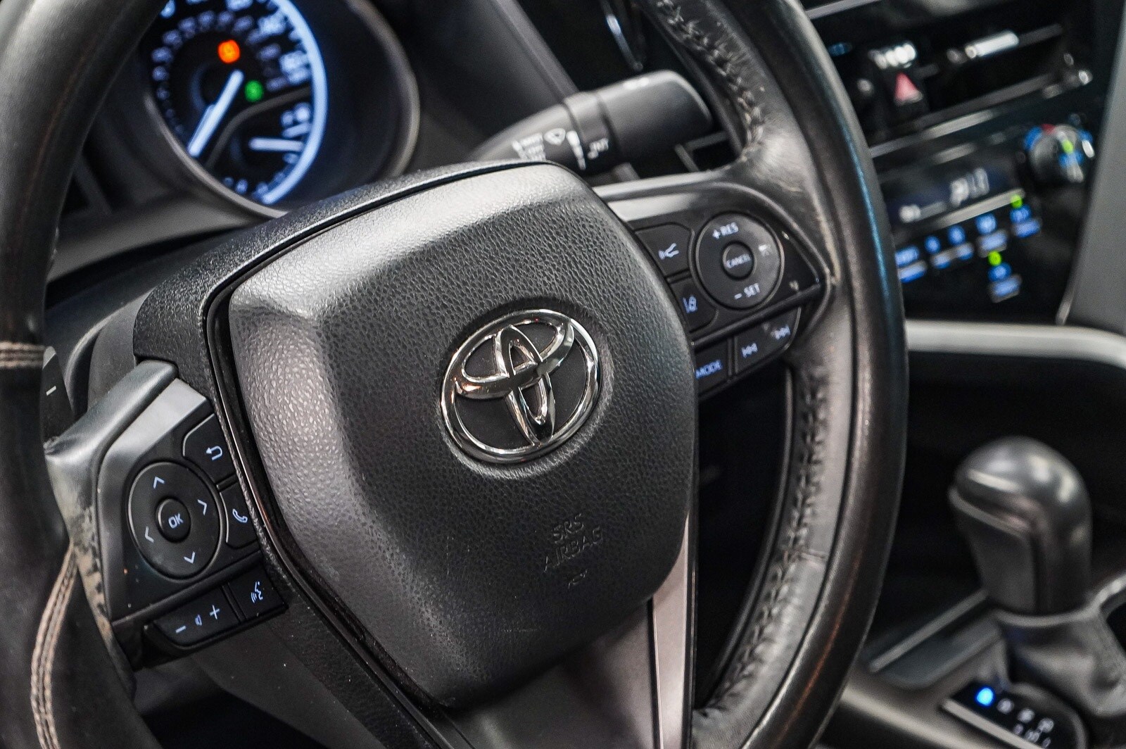Thumbnail: 2023 Toyota Camry - 20