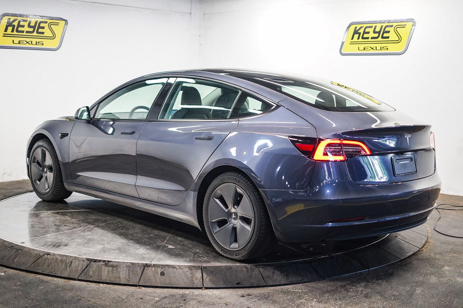 Thumbnail: 2021 Tesla Model 3 - 2