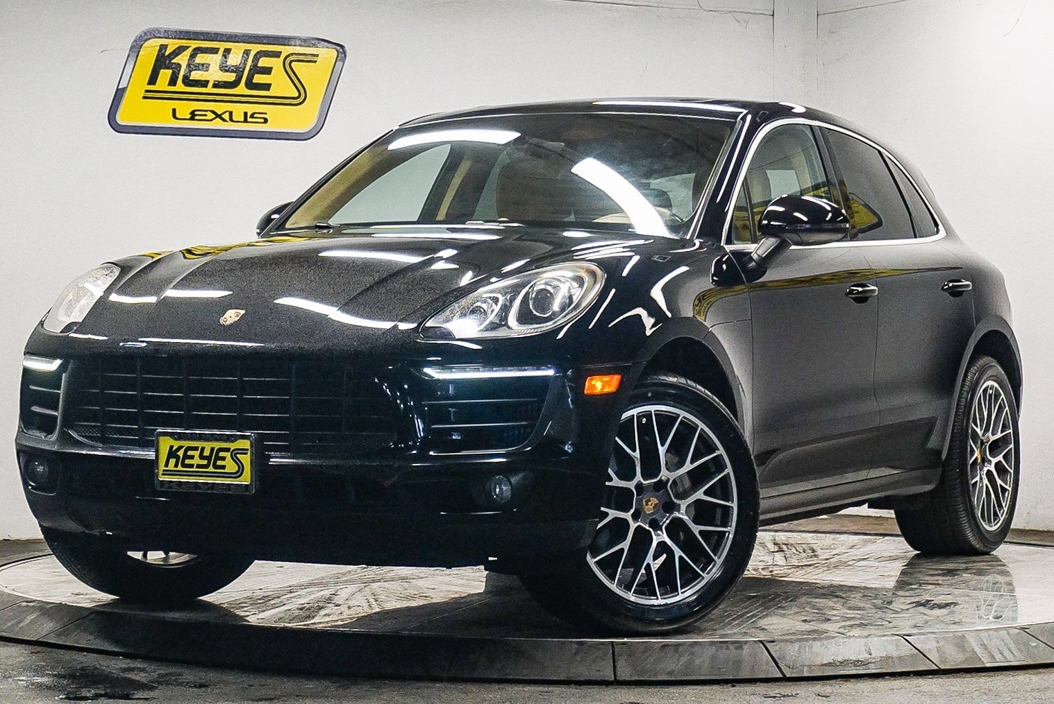 2015 Porsche Macan S -
                  Van Nuys, CA