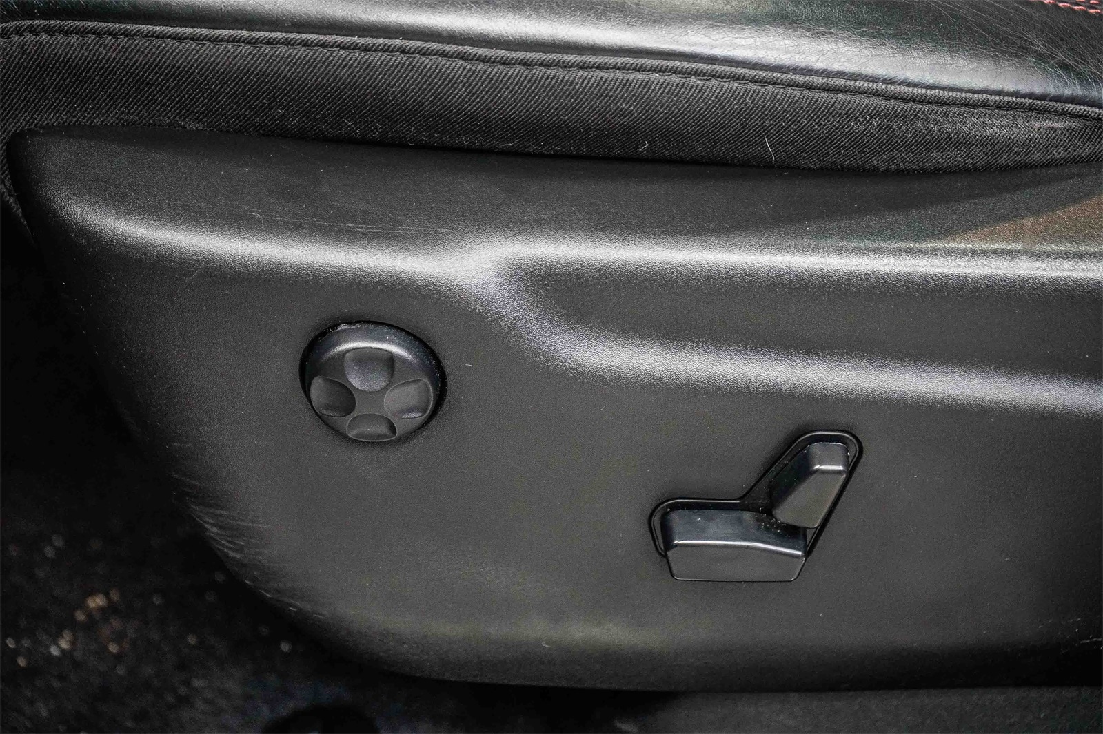 Thumbnail: 2021 Dodge Durango - 21